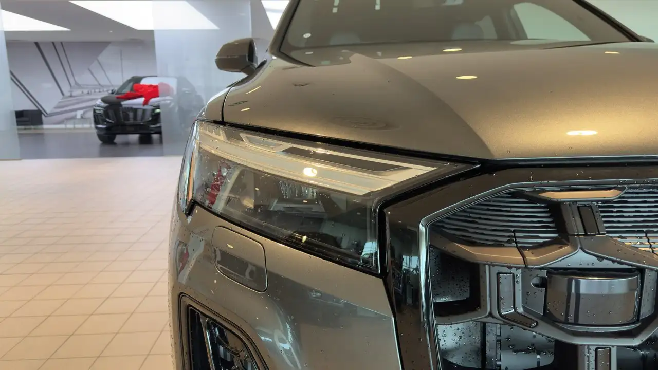 Audi Q7 снимка Audi Q7