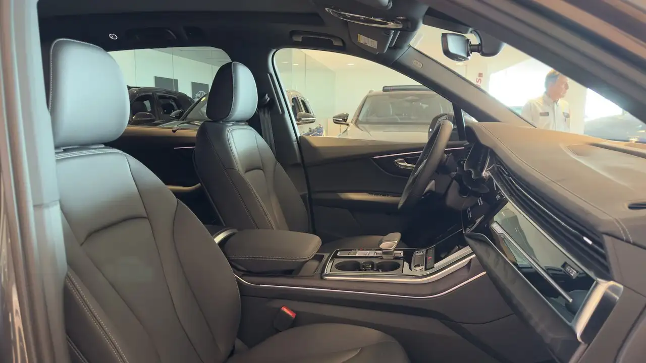 Audi Q7 снимка Audi Q7