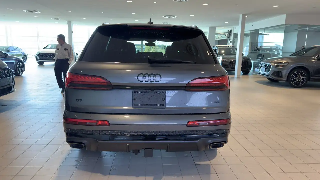 Audi Q7 снимка Audi Q7