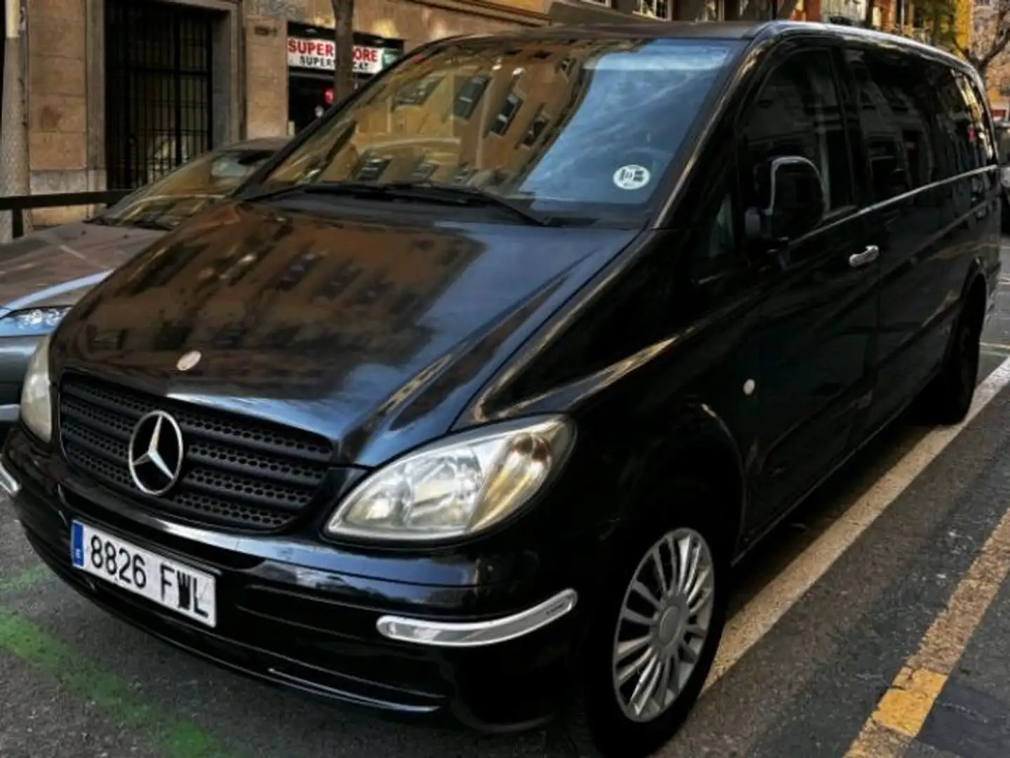 Mercedes-Benz Vito Vito Furgón 4x4 115CDI Extralarga Negro - 1