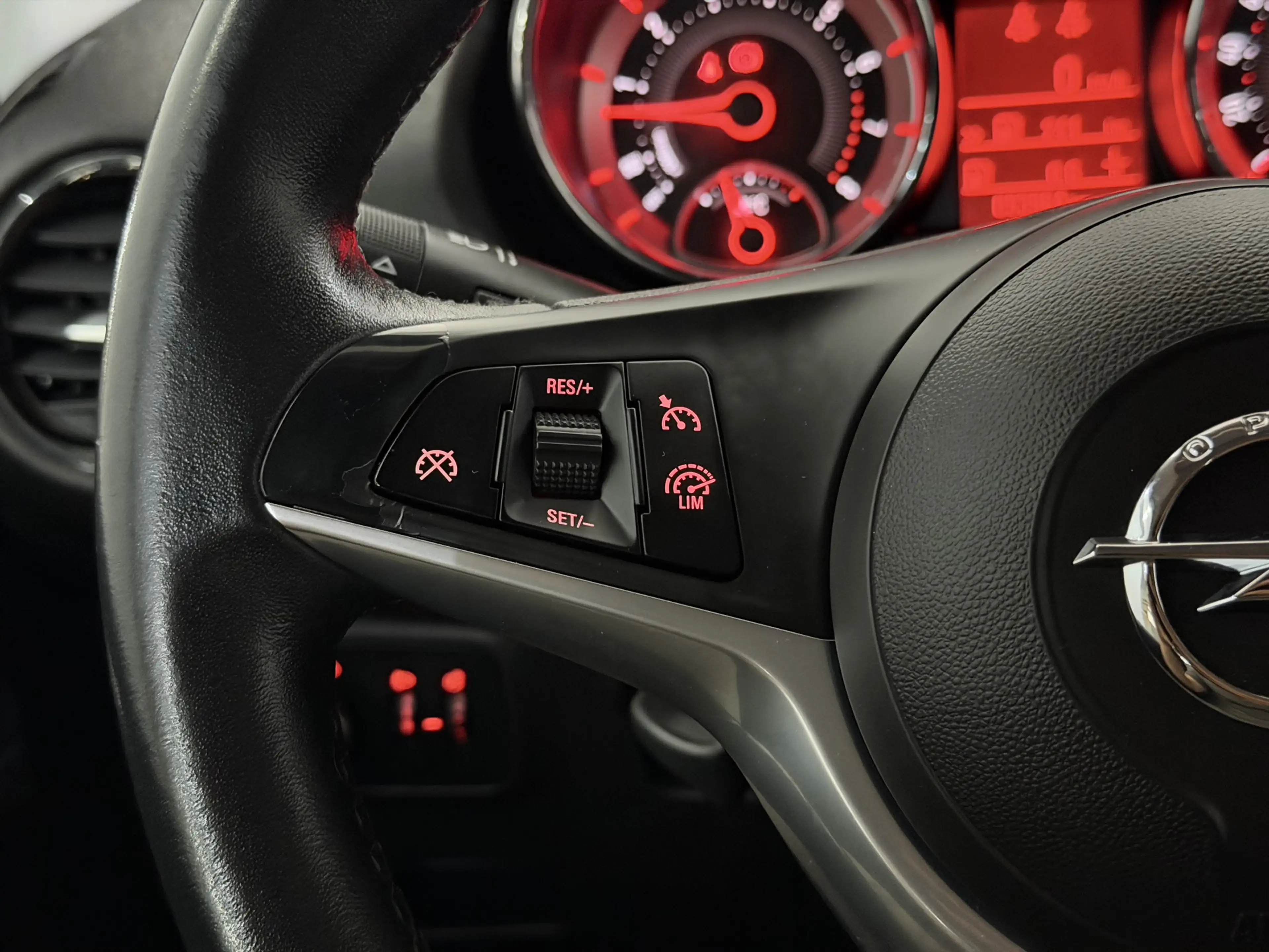 Opel Adam 1.0 Turbo Jam Favourite Airco, Parkeersensoren, Cr — photo 23