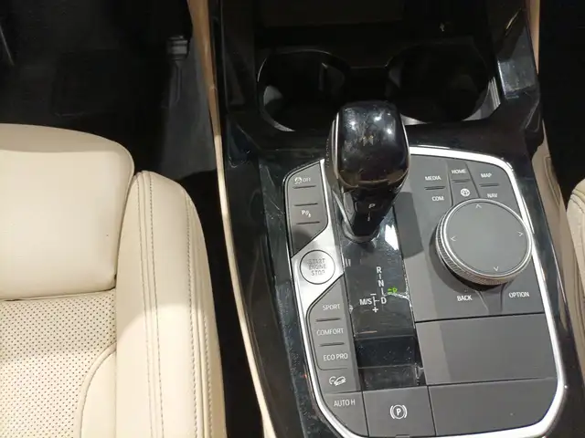 BMW X3 view 13