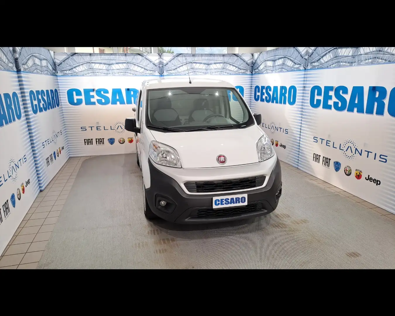 Fiat Fiorino 1.3 MJT 95CV Cargo SX Blanc - 1