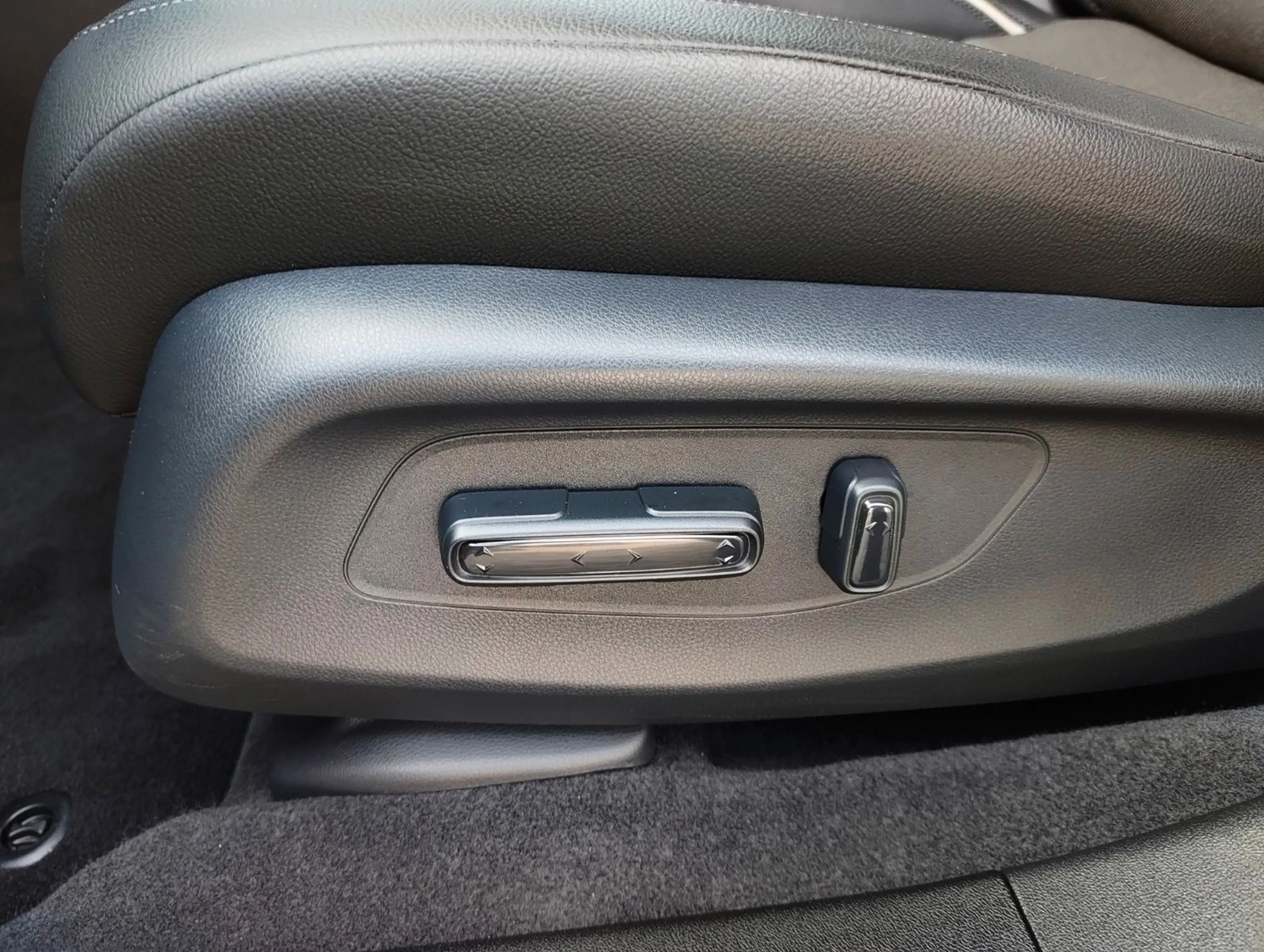 Honda ZR-V 2,0 e:HEV Sport Navi/LED/Kamera — photo 13
