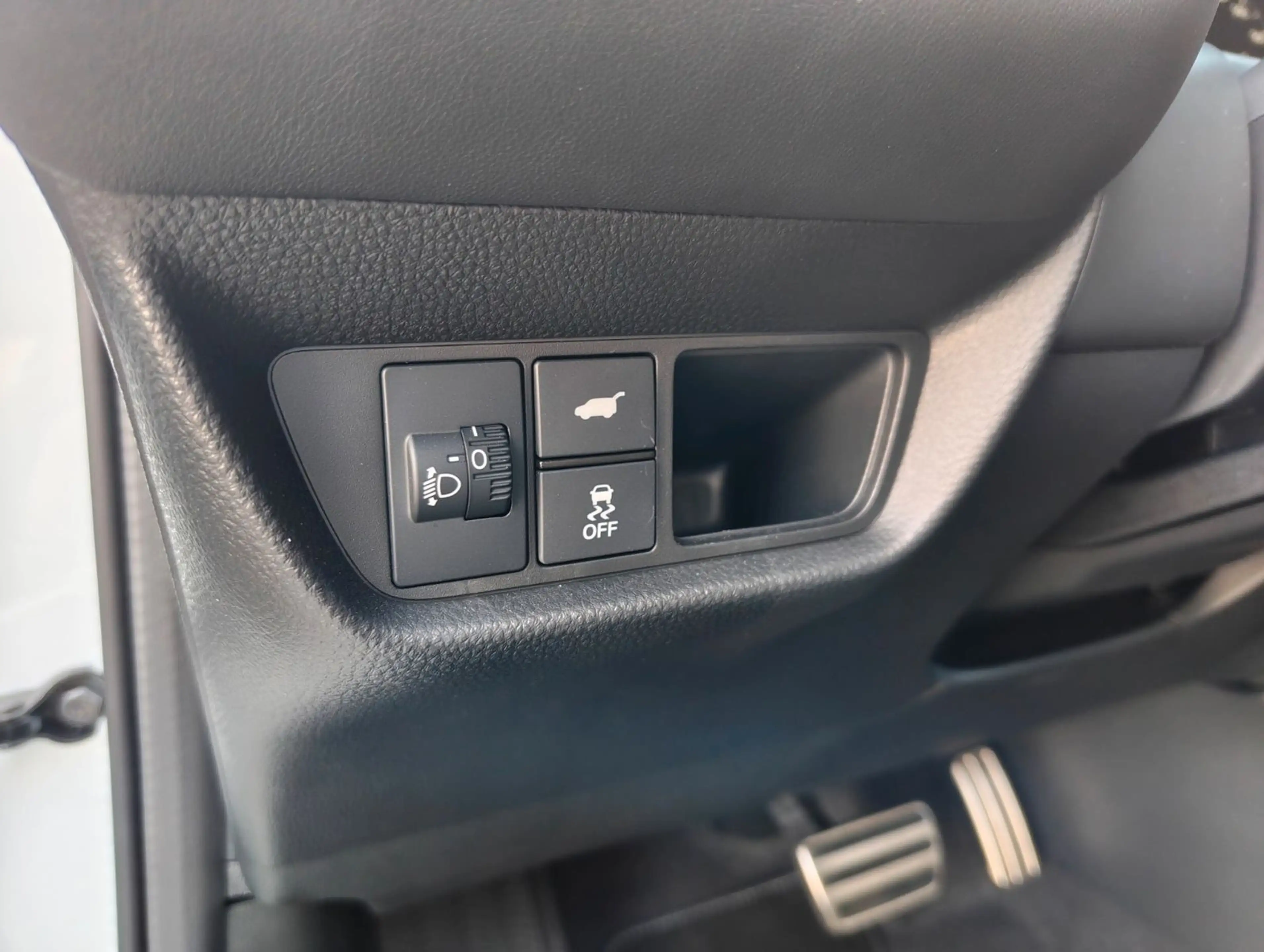 Honda ZR-V 2,0 e:HEV Sport Navi/LED/Kamera — photo 14