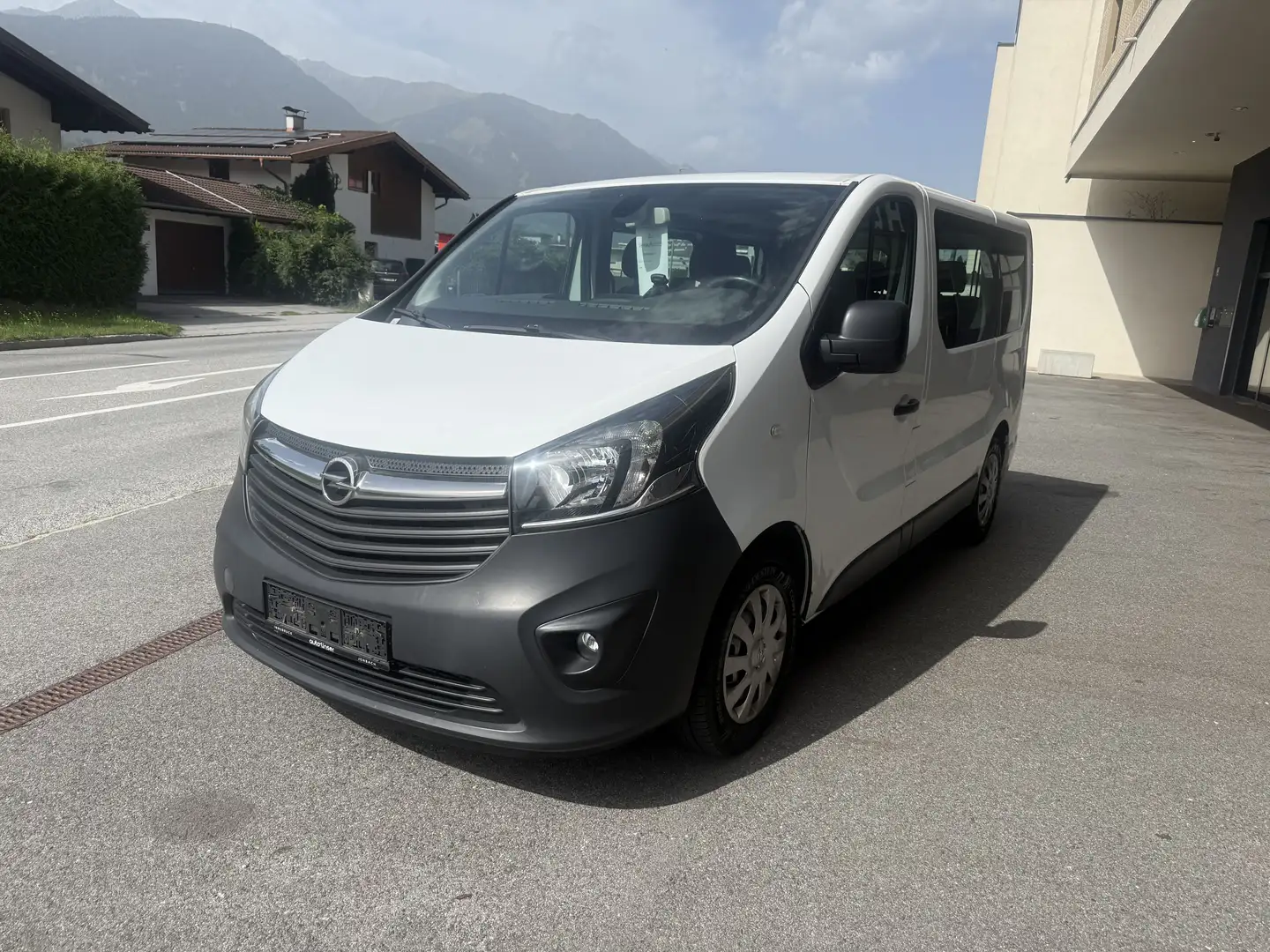 Opel Vivaro Combi L1H1 1,6 BiTurbo CDTI ecoflex 2,7t Start/Stop - 1