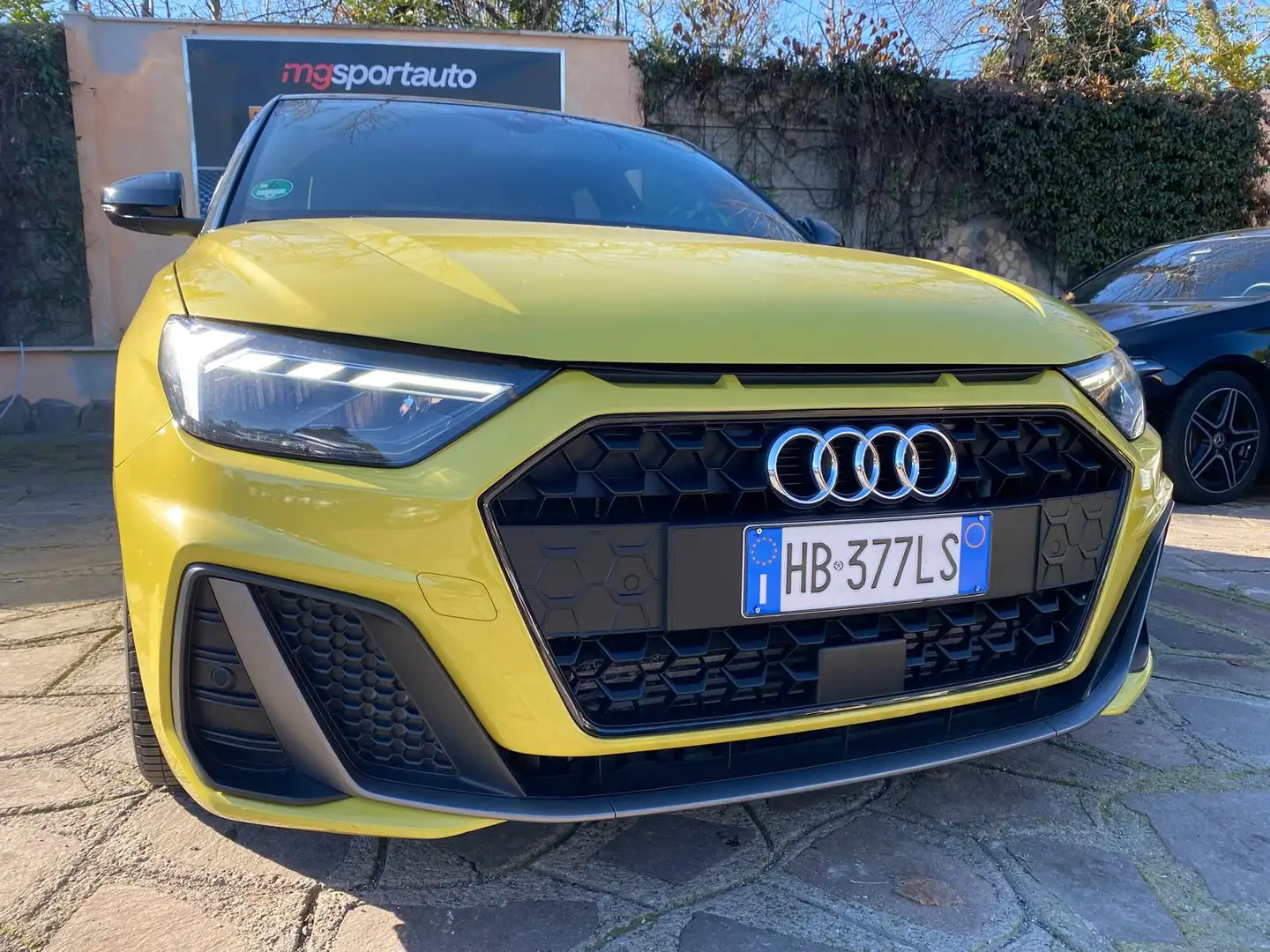 Audi A1 40 2.0 tfsi S Line -GARANZIA -PREZZO REALE Jaune - 1
