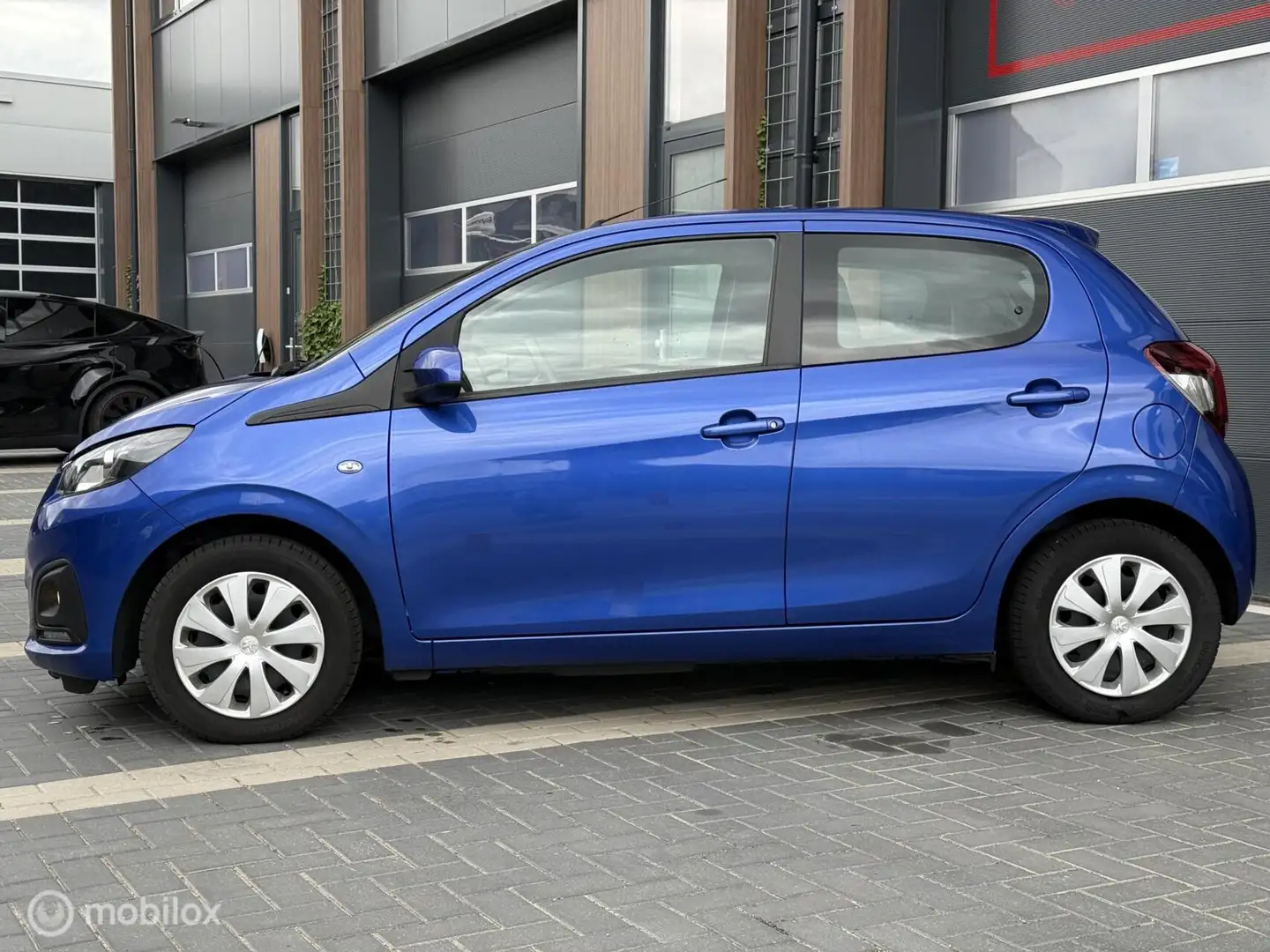 Peugeot 108 1.0 e-VTi achteruitrijcamera CarPlay NAP Blau - 2