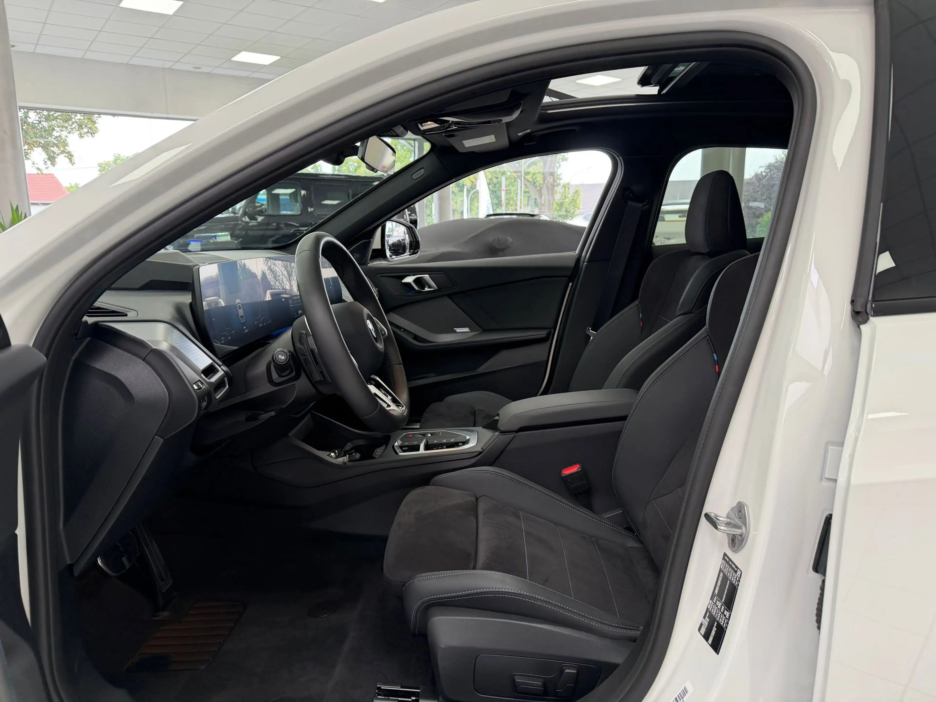 BMW 120 d M-Sport PANO*HUD*H K*MEMORY*360°*Iconic* — photo 12
