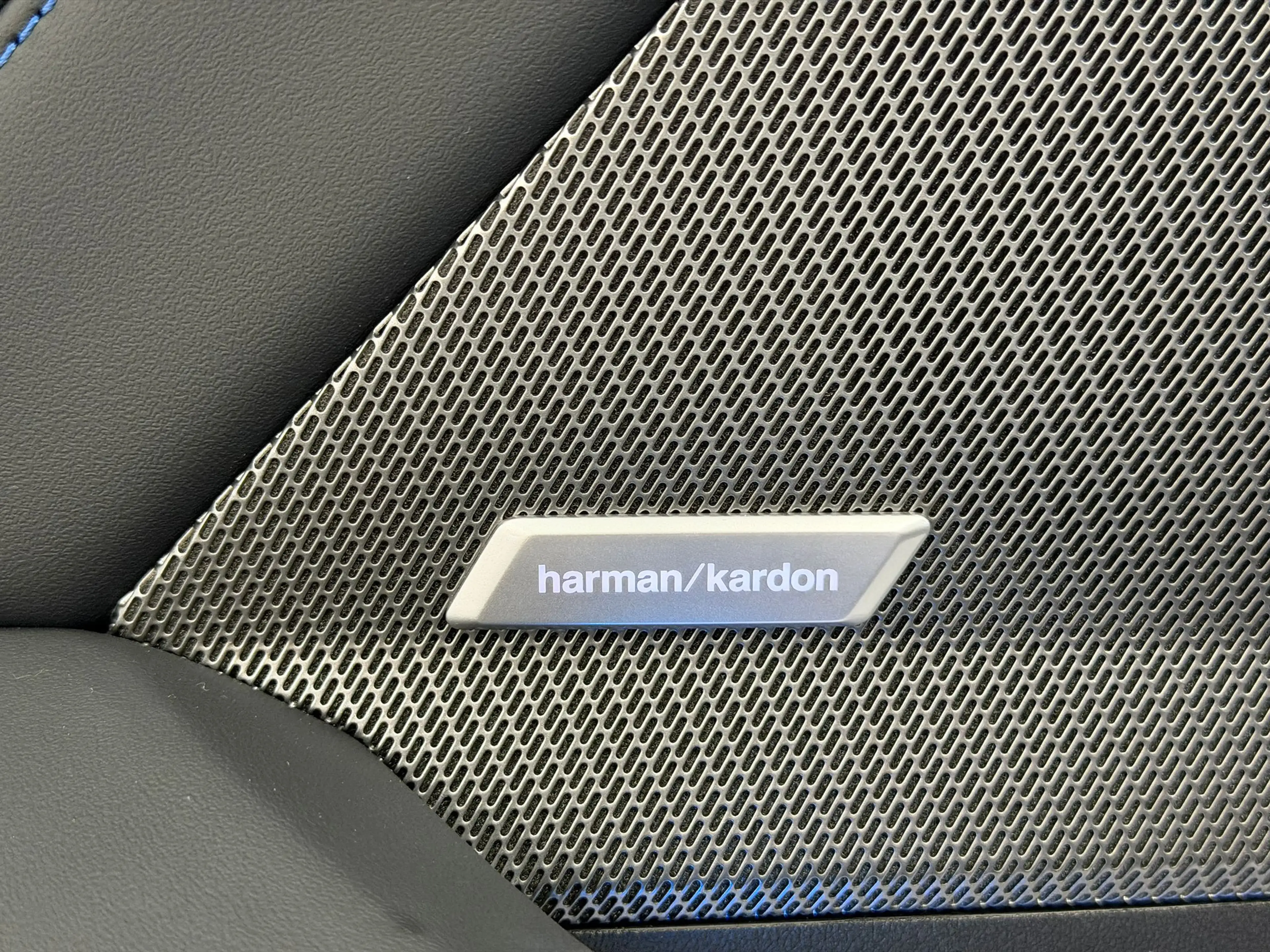 BMW 120 d M-Sport PANO*HUD*H K*MEMORY*360°*Iconic* — photo 10