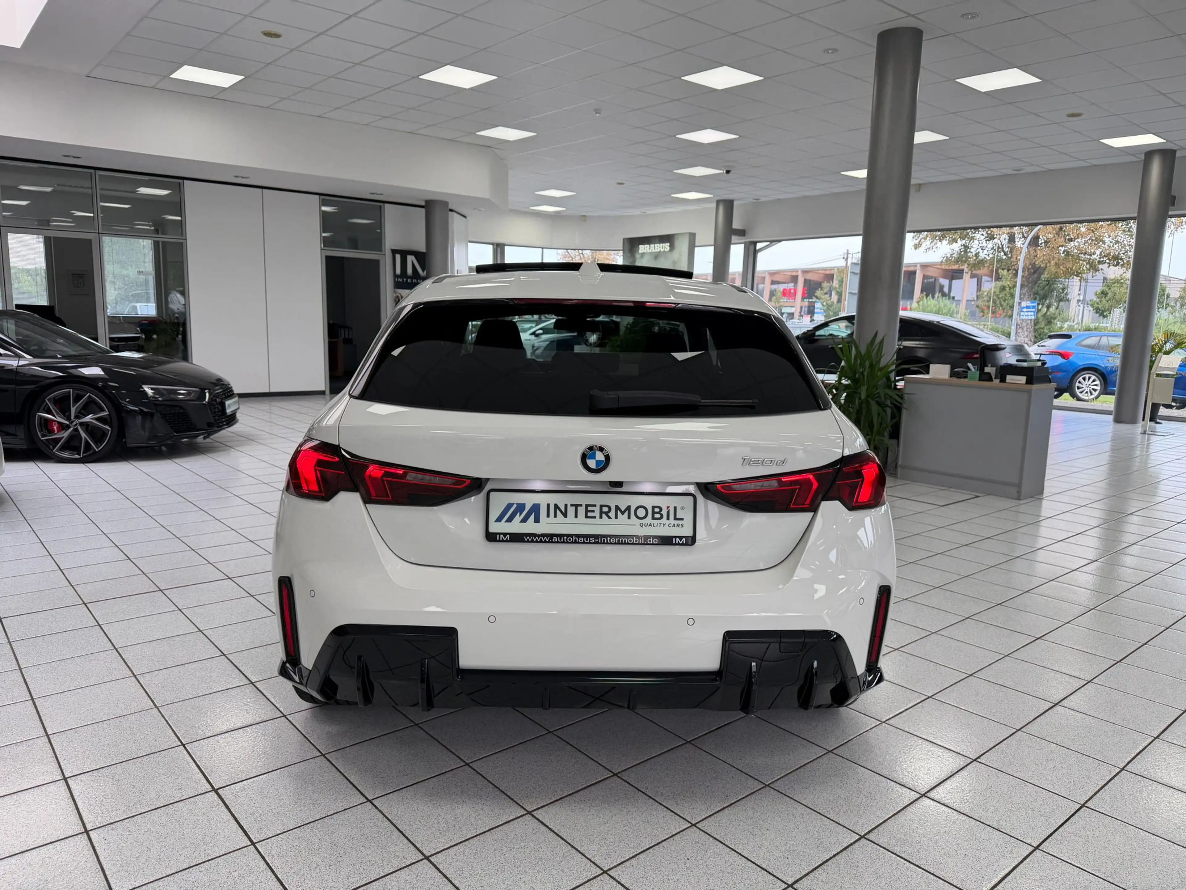 BMW 120 d M-Sport PANO*HUD*H K*MEMORY*360°*Iconic* — photo 5