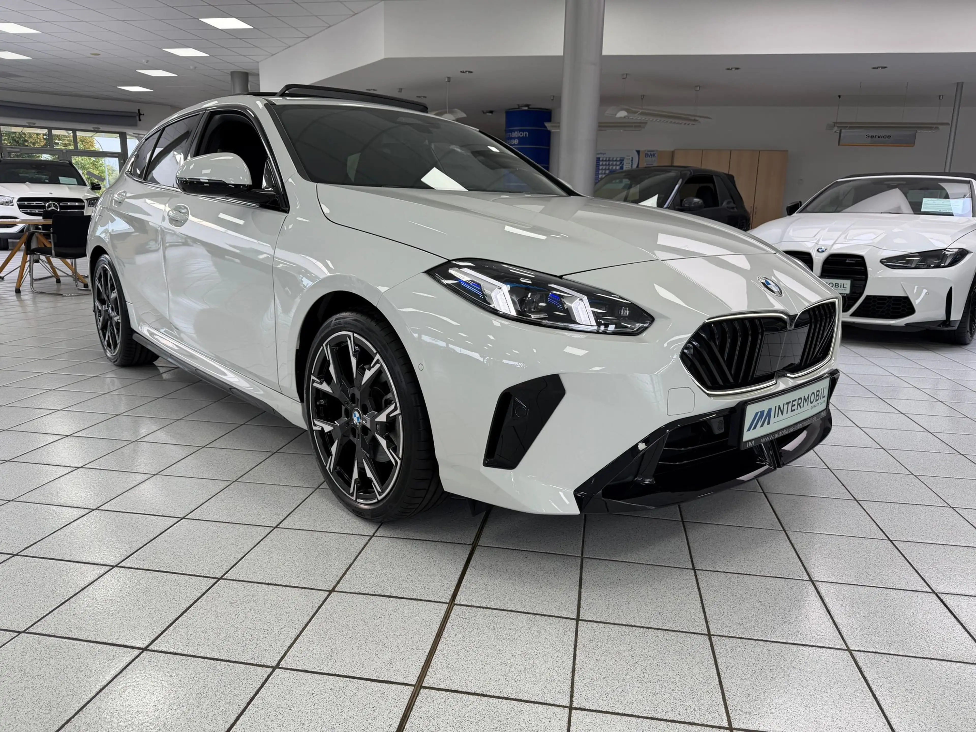 BMW 120 d M-Sport PANO*HUD*H K*MEMORY*360°*Iconic* — photo 3
