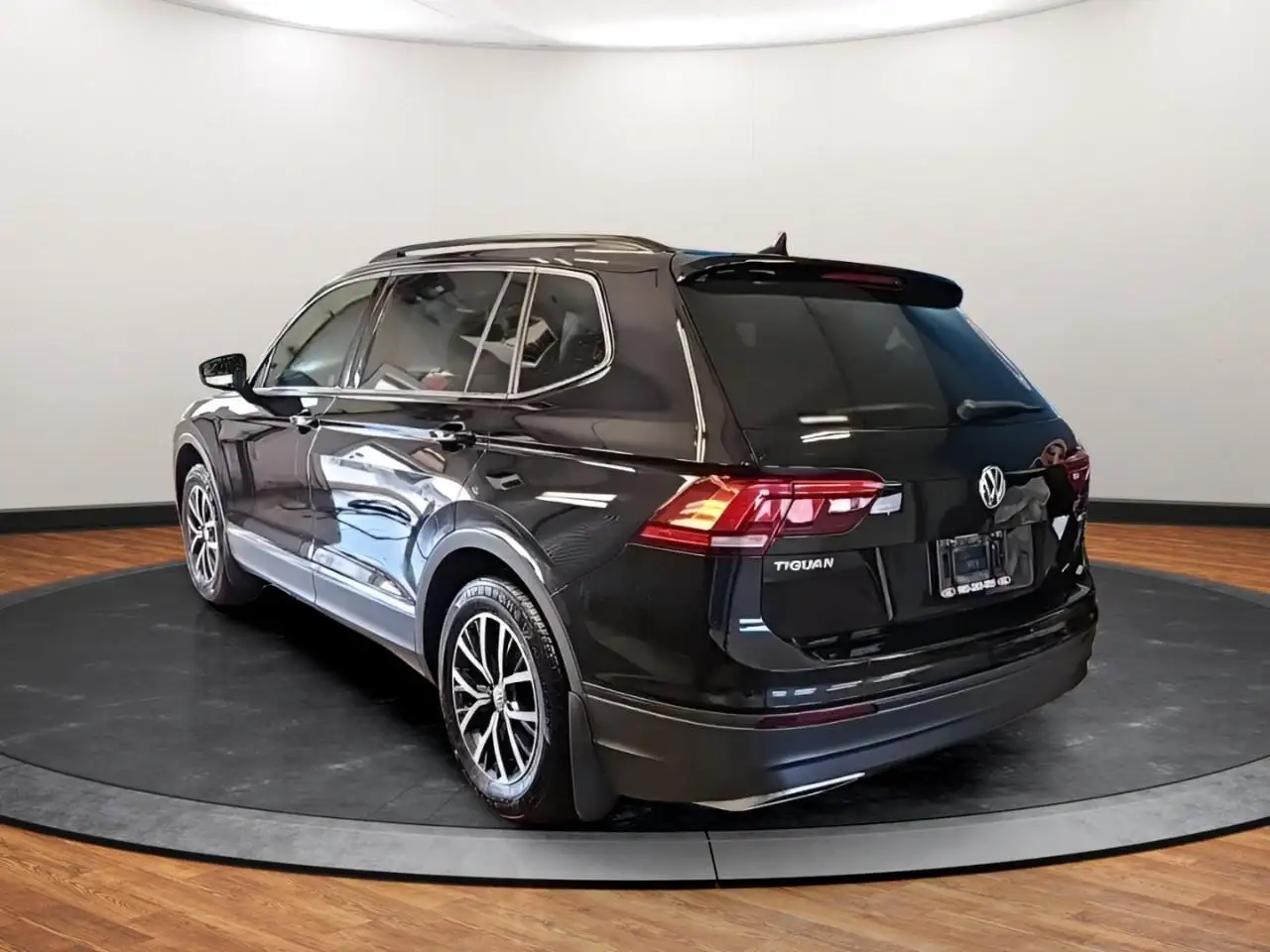 Volkswagen Tiguan снимка Volkswagen Tiguan