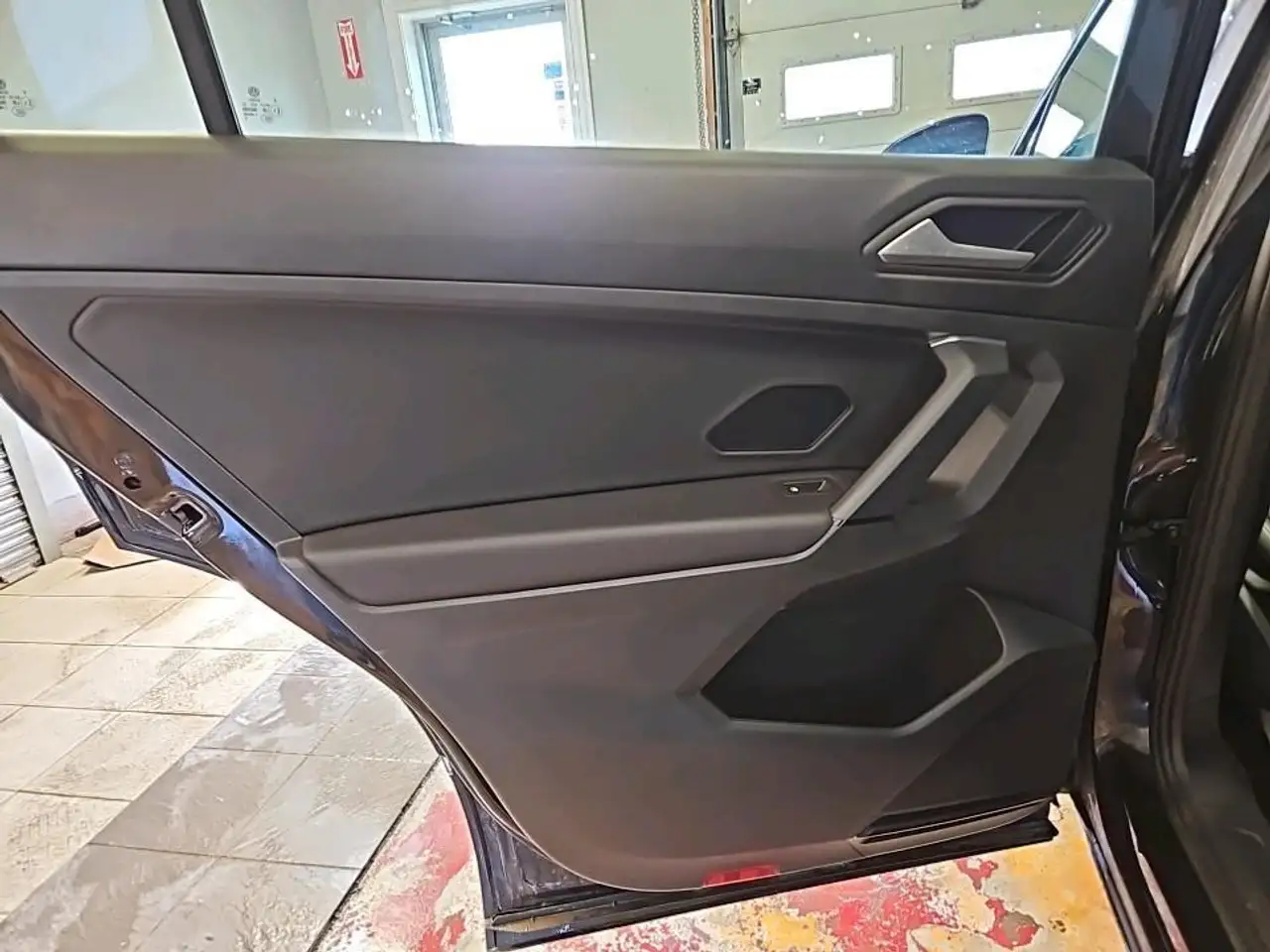 Volkswagen Tiguan снимка Volkswagen Tiguan