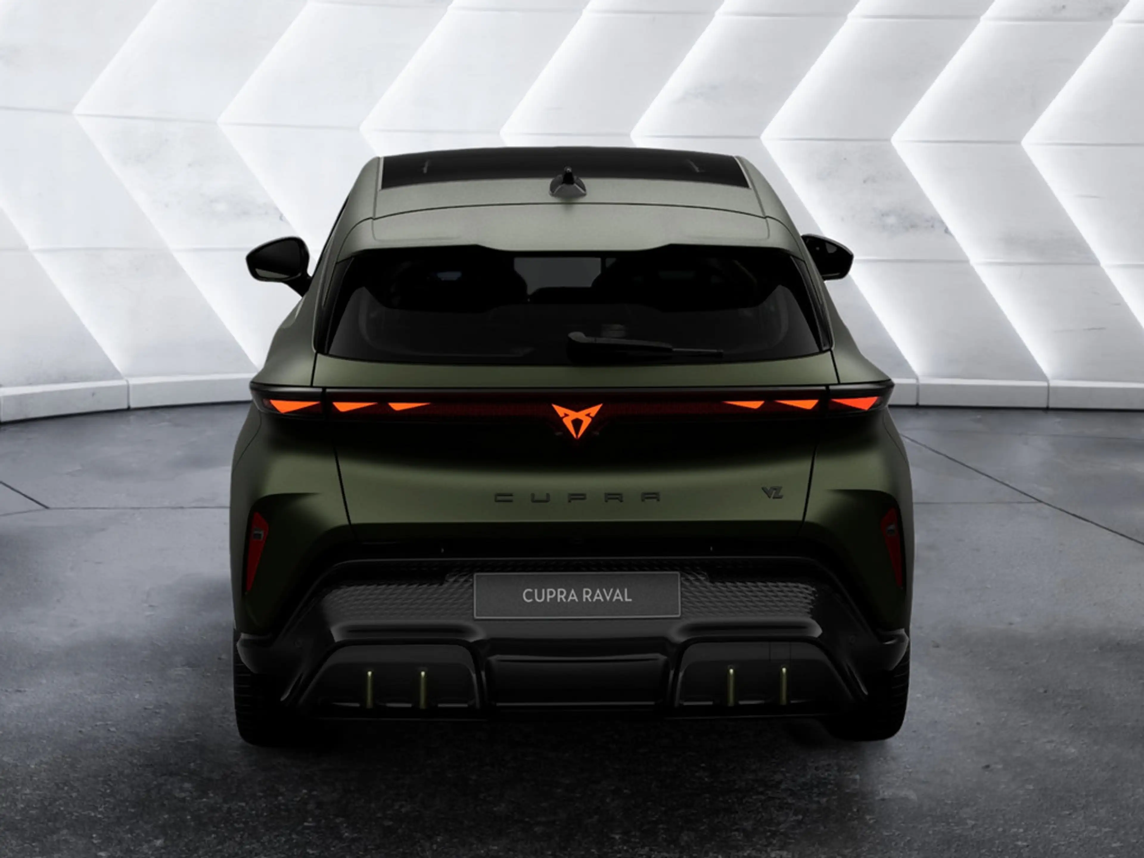 CUPRA Raval VZ Edition Extreme 166 kW 52 kWh PANO — photo 6