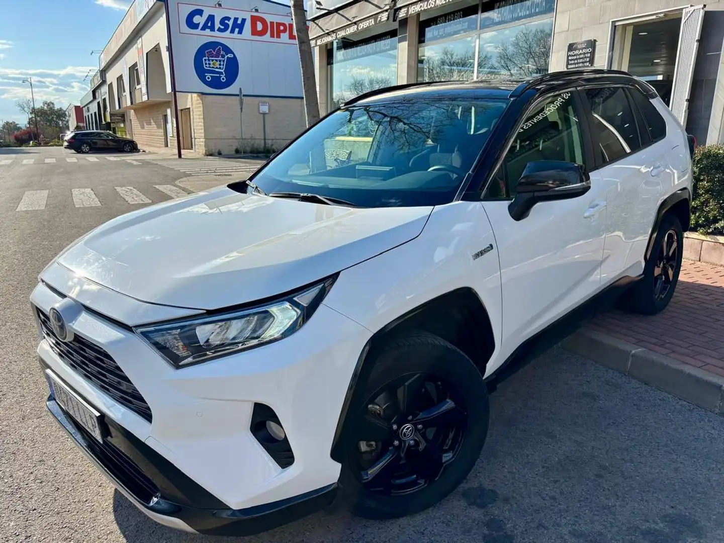Toyota RAV 4 2.5 hybrid 2WD Advance Blanco - 1