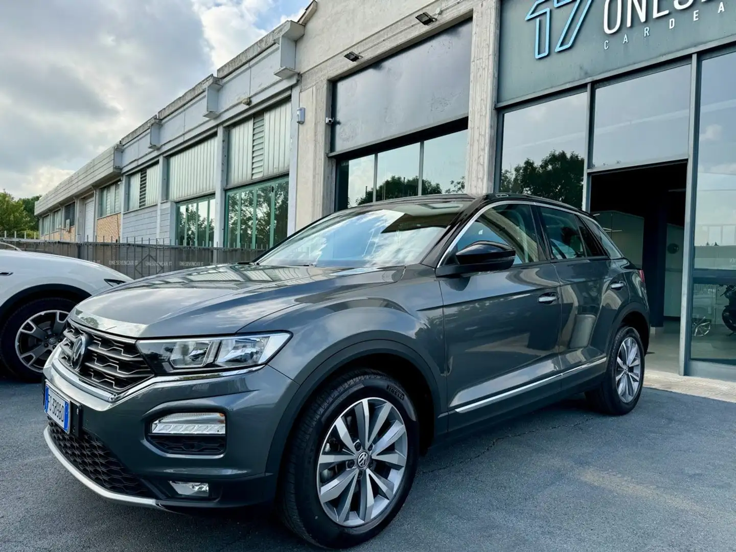 Volkswagen T-Roc T-Roc 2.0 tdi Style 4motion dsg Grigio - 1