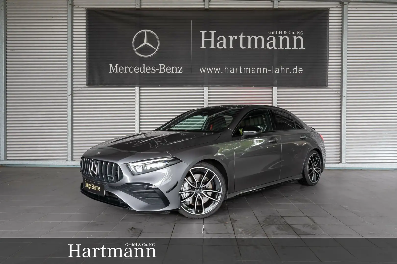 Mercedes-Benz A 35 AMG A 35 4M AMG Limousine Performance Aerodynamik 19 Grau - 1