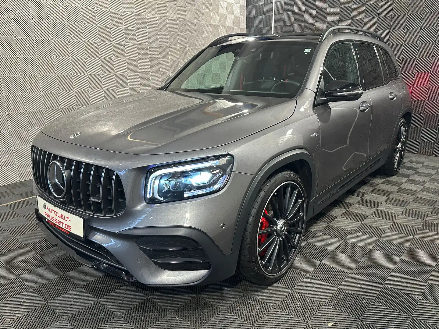 Mercedes-Benz GLB 35 AMG 4M.*MULTIBEAM*PANO-NIGHT-ACC-SHZ-SPUR Gris - 2