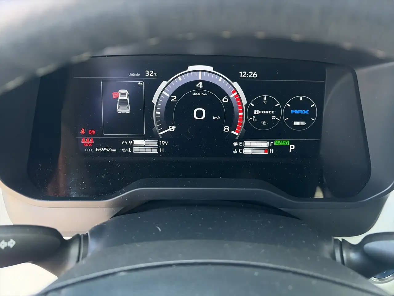 Toyota Tundra снимка Toyota Tundra