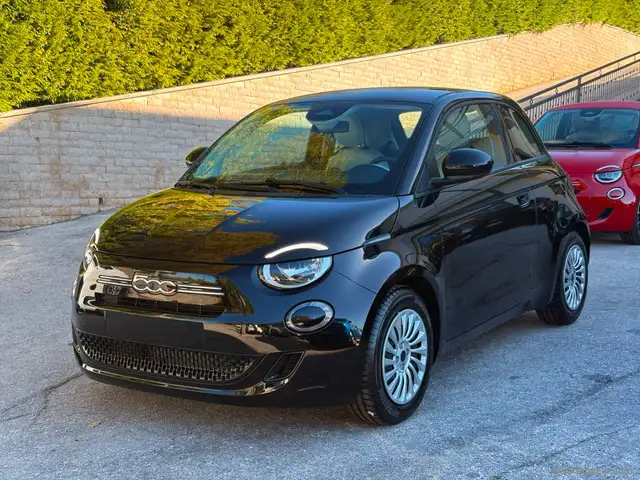 Fiat 500C Berlina Hybrid Pop