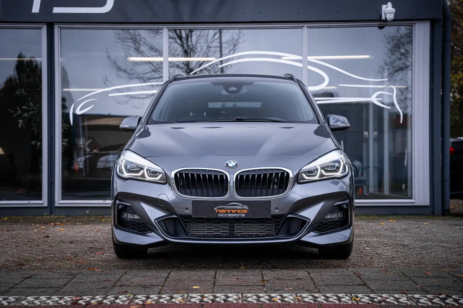 BMW 218 2-serie Gran Tourer 218i 7p. Executive Launch Edit Grau - 2