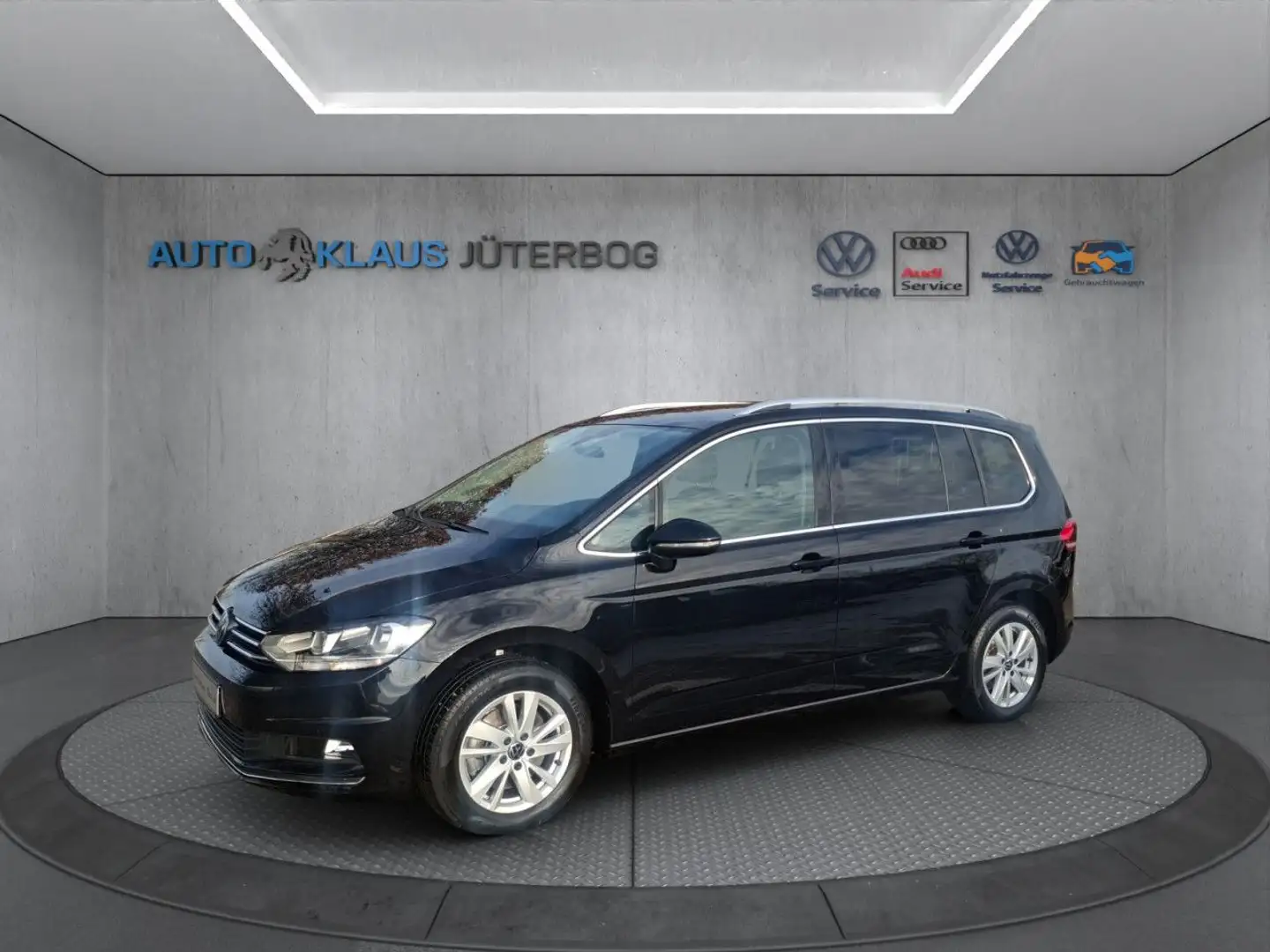 Volkswagen Touran Highline 1.5 TSI 7 Sitze - Navi LED Klima Zwart - 2