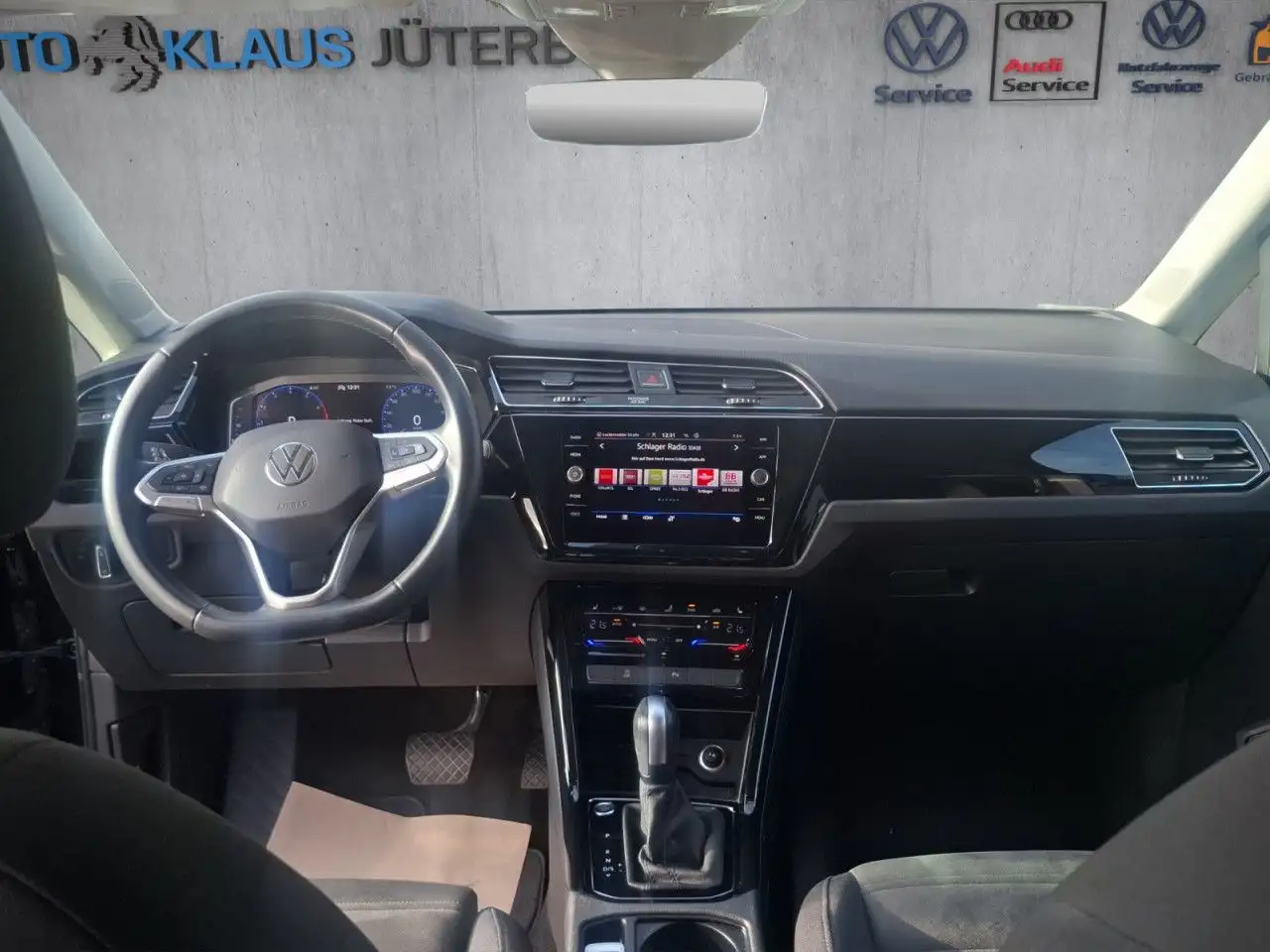 Volkswagen Touran Highline 1.5 TSI 7 Sitze - Navi LED Klima 7