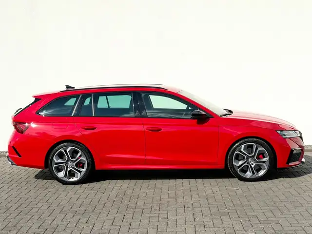 Skoda Octavia view 4