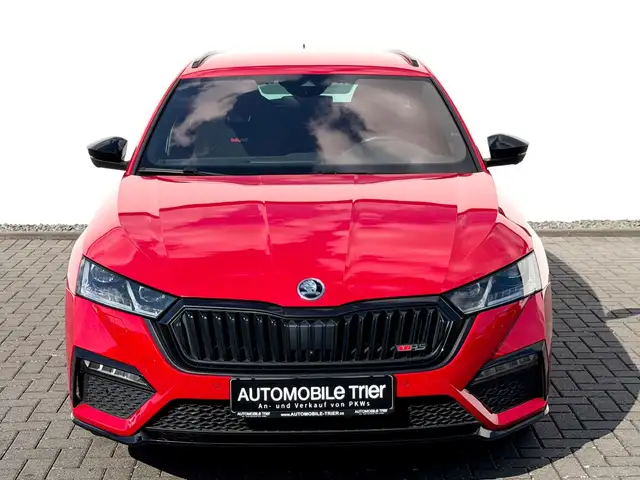 Skoda Octavia view 2