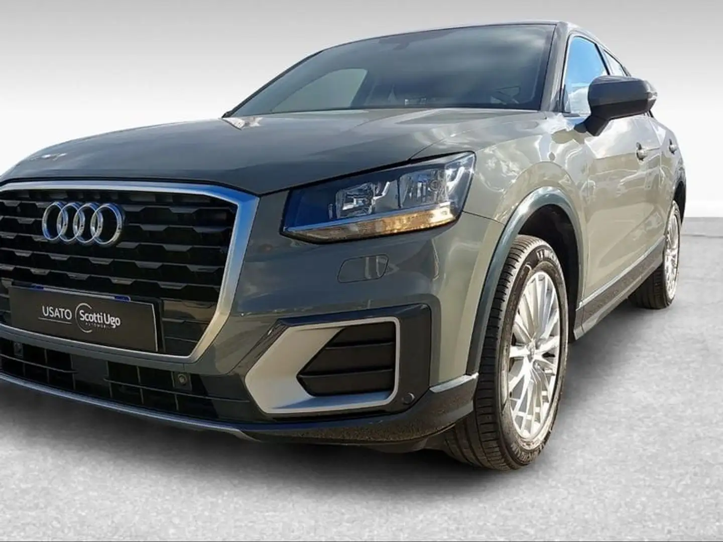 Audi Q2 I 1.6 tdi Design s-tronic Grey - 2
