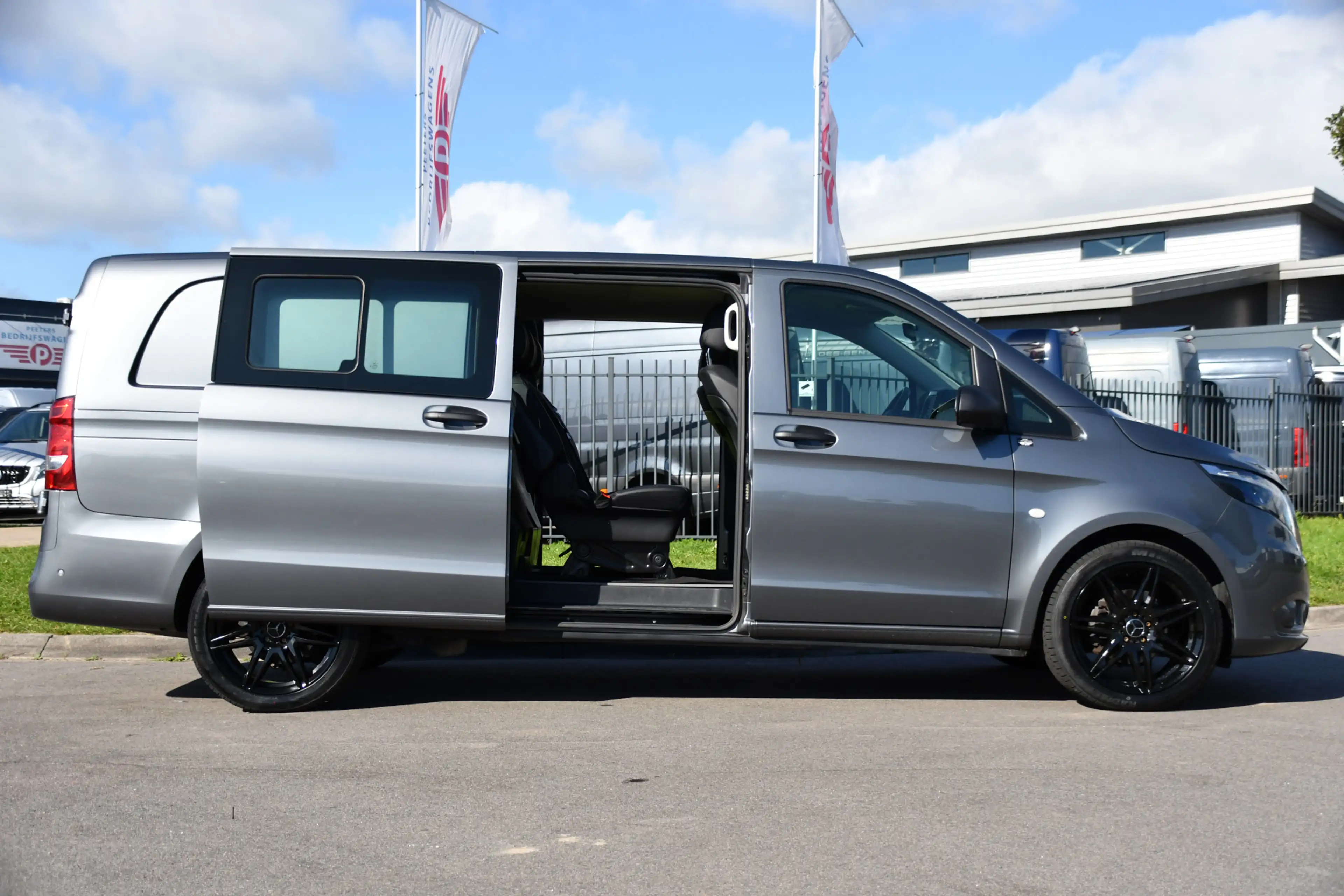 Mercedes-Benz Vito 190pk CDI L3 DC PB Edition Camera, Cruise, Carplay — photo 11