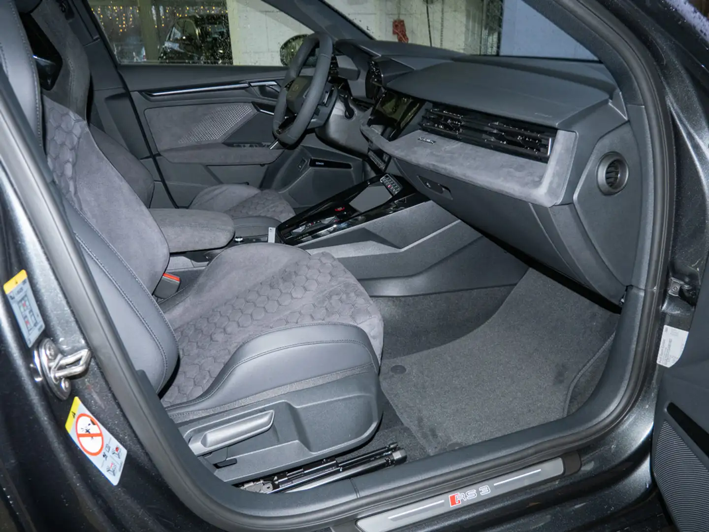 Audi RS3 Limousine Grau - 2