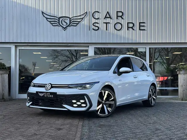 Volkswagen Golf GTE 1.5 eHybrid 272PK|IQ LIGHT|HEAD UP|360 CAMERA|SFEE