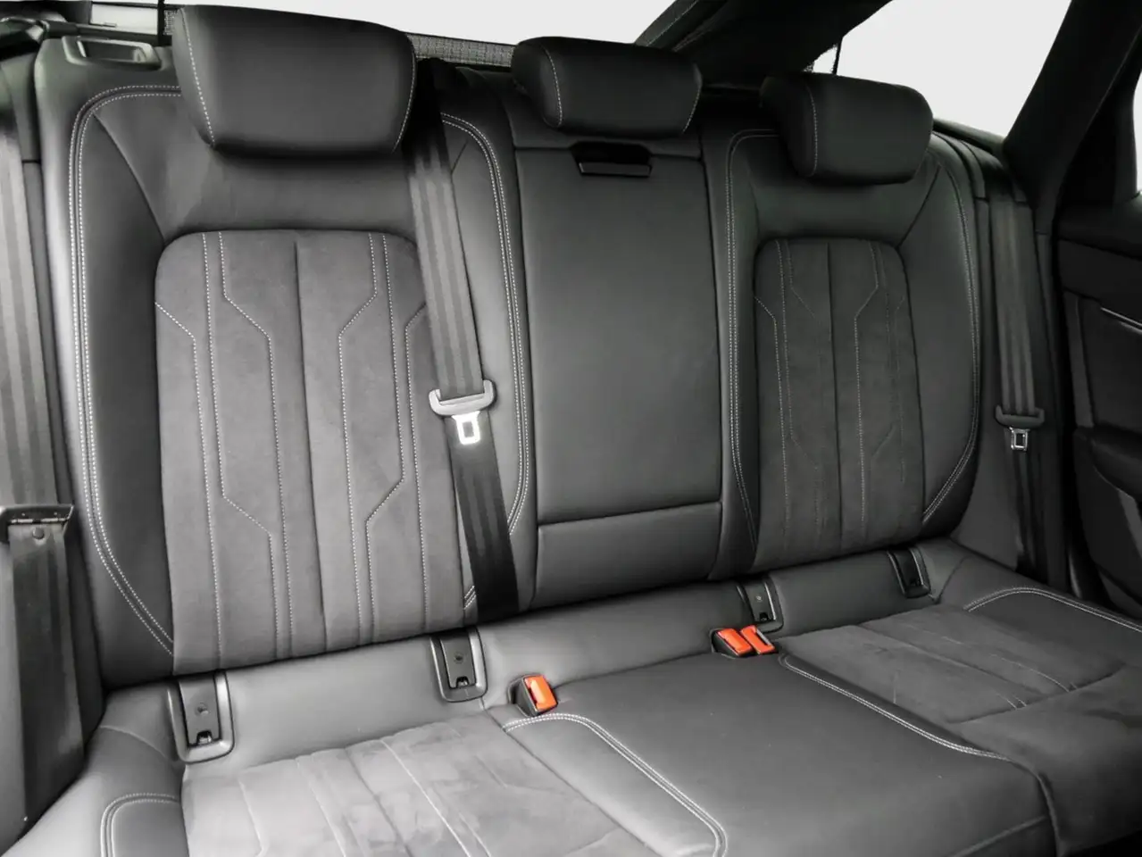 Audi A6 Avant design 40 TDI S tronic Nav+ Matrix 20" Al... 4