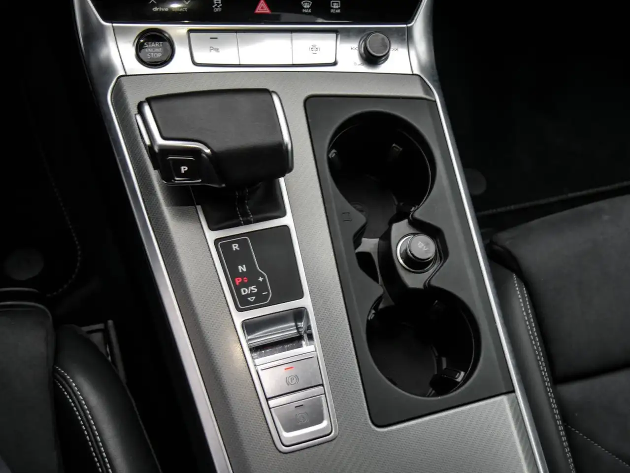 Audi A6 Avant design 40 TDI S tronic Nav+ Matrix 20" Al... 9