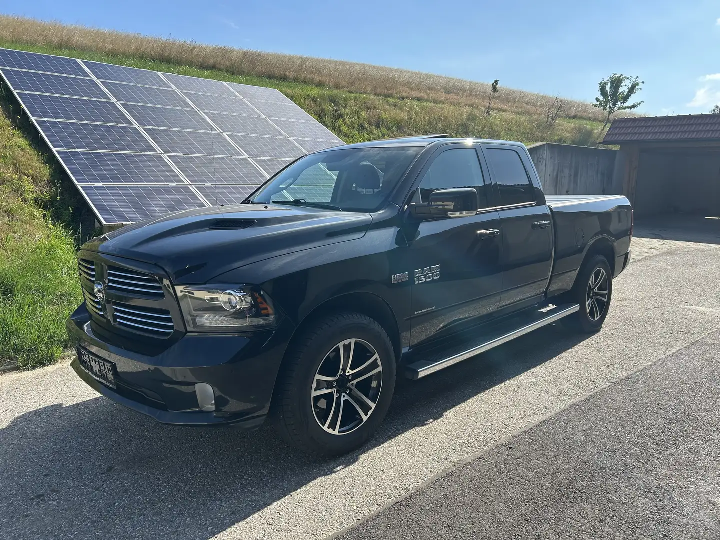 Dodge RAM 5,7lHemi Quad Cab - 1