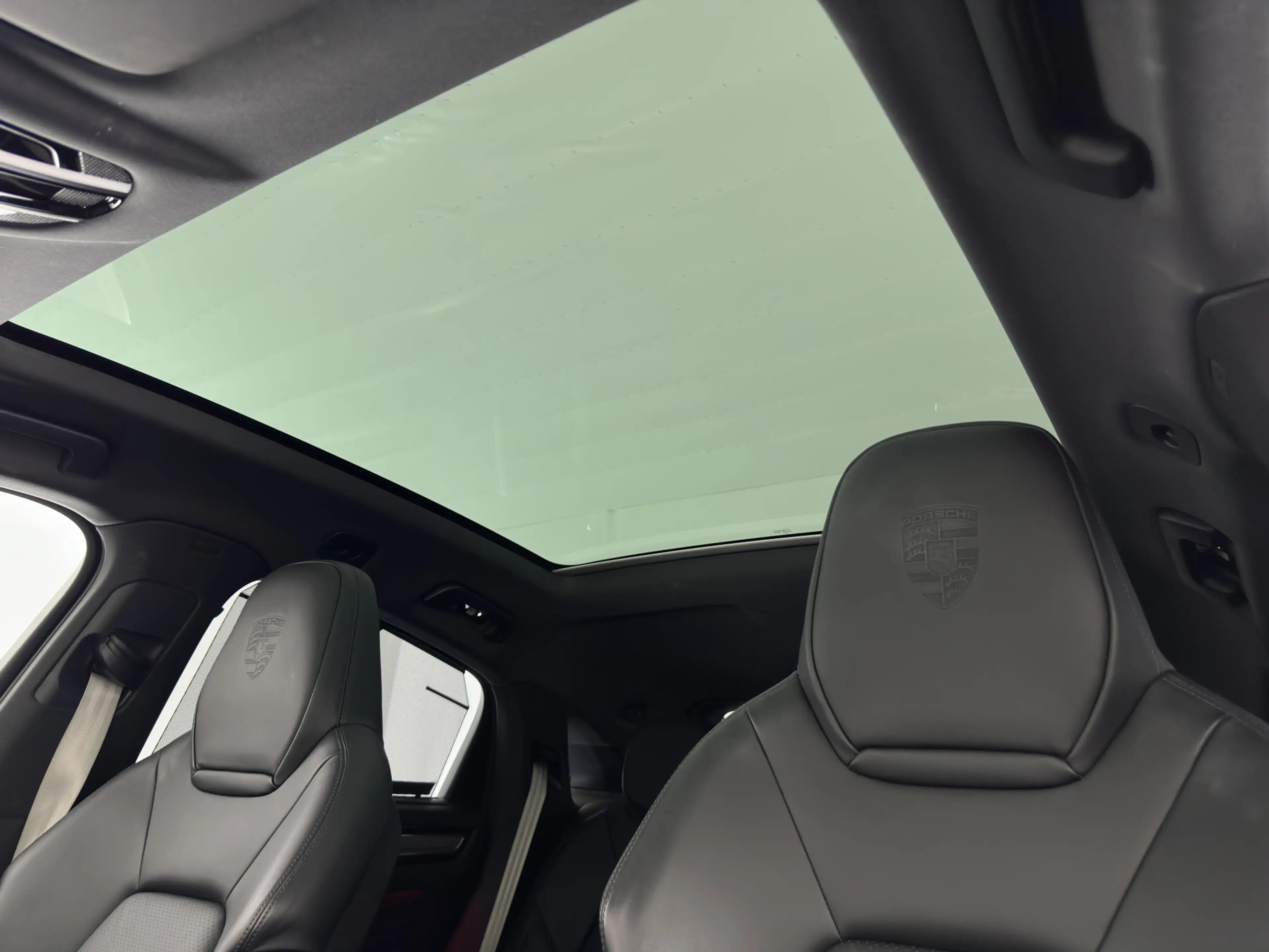 Porsche Cayenne Coupé 3.0 E-Hybrid Platinum Edition (Plug-In) {SoH — photo 7