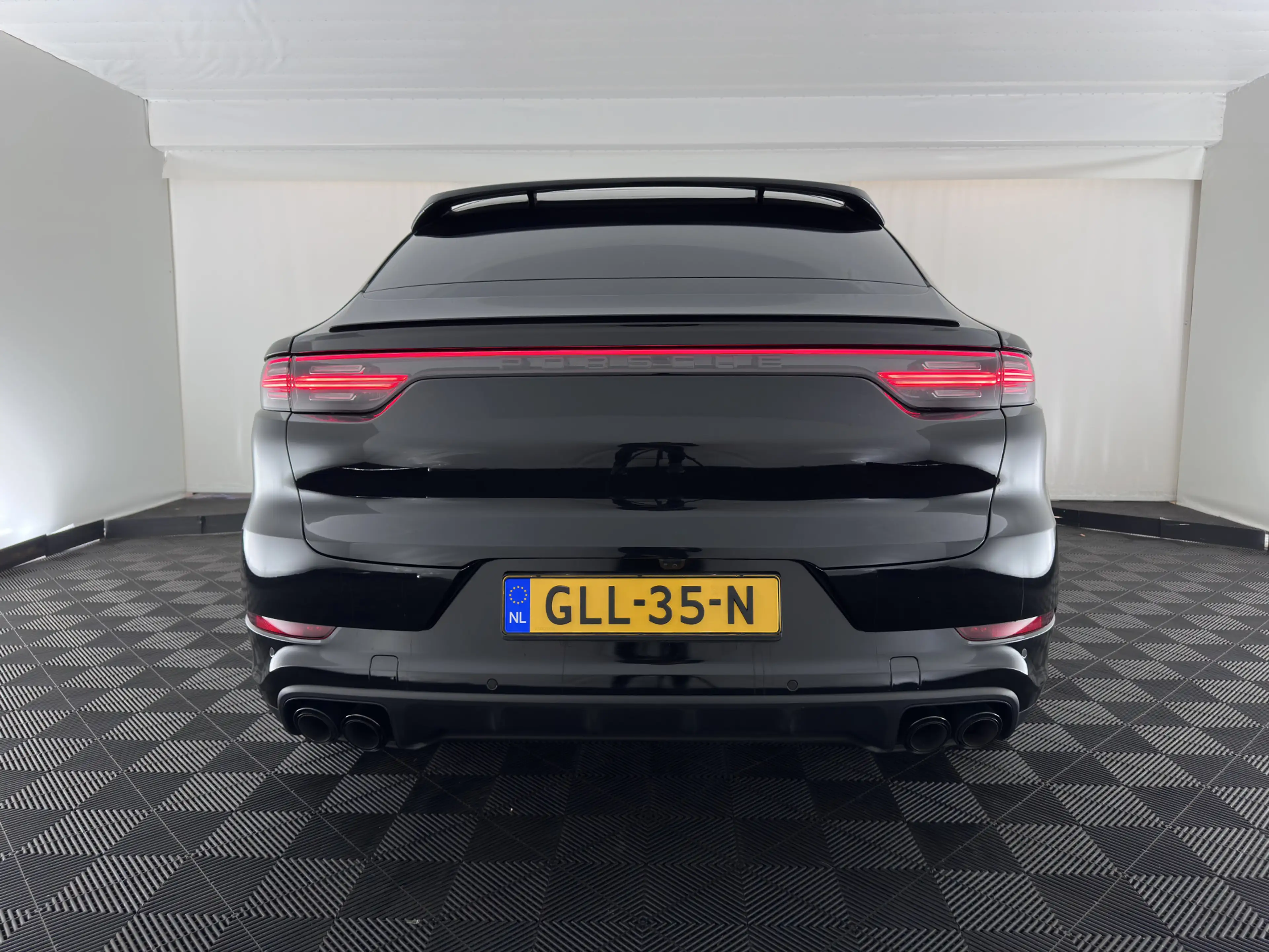 Porsche Cayenne Coupé 3.0 E-Hybrid Platinum Edition (Plug-In) {SoH — photo 5