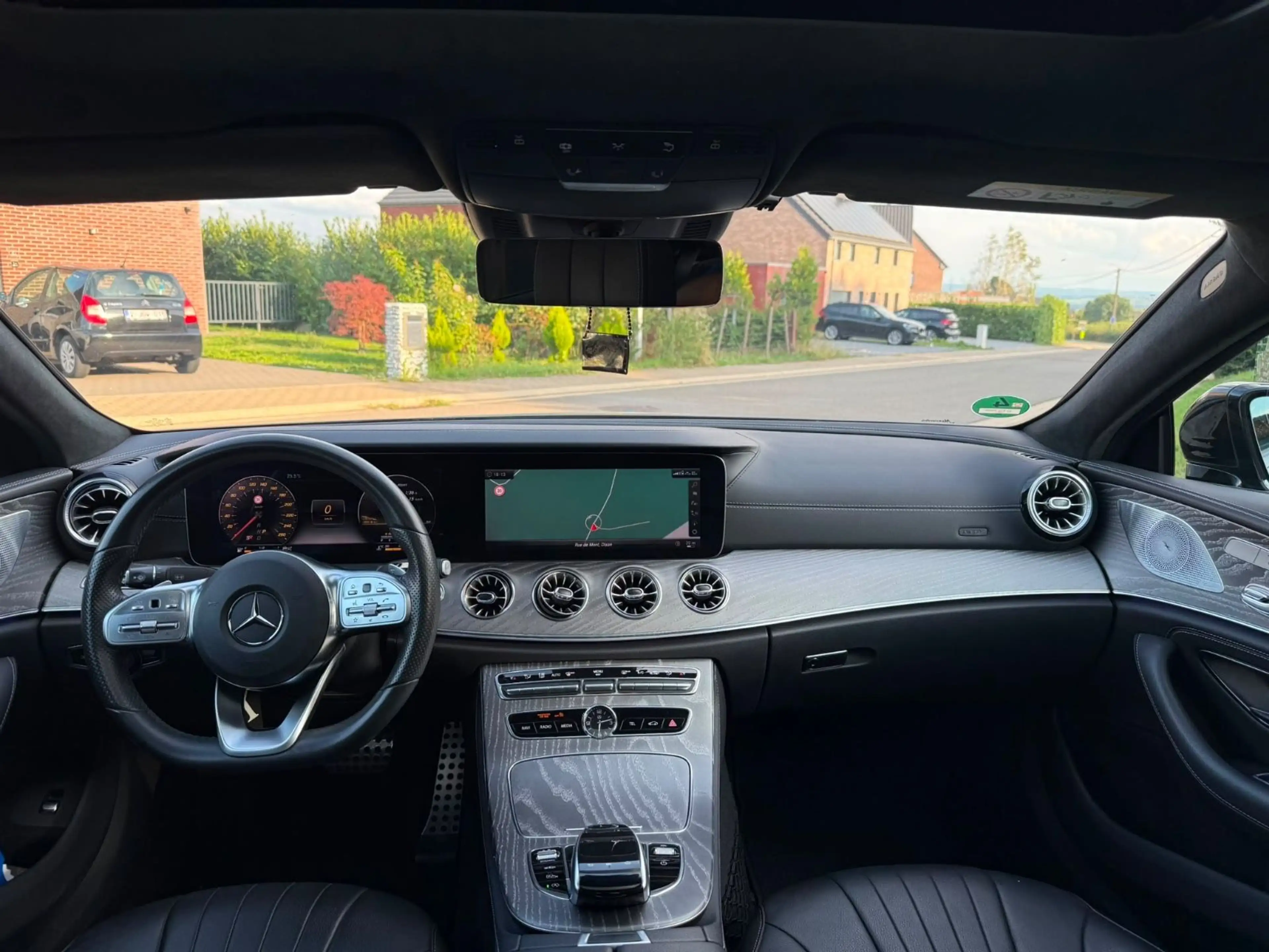 Mercedes-Benz CLS 350 d 4Matic AMG Line Vollausstattung — photo 8