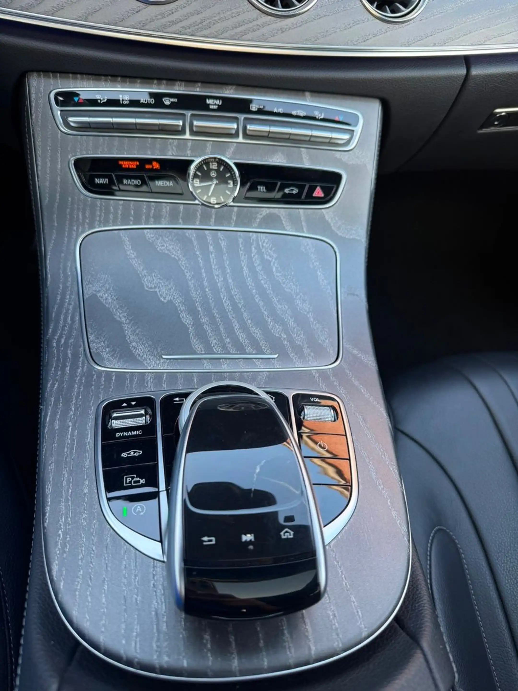 Mercedes-Benz CLS 350 d 4Matic AMG Line Vollausstattung — photo 12