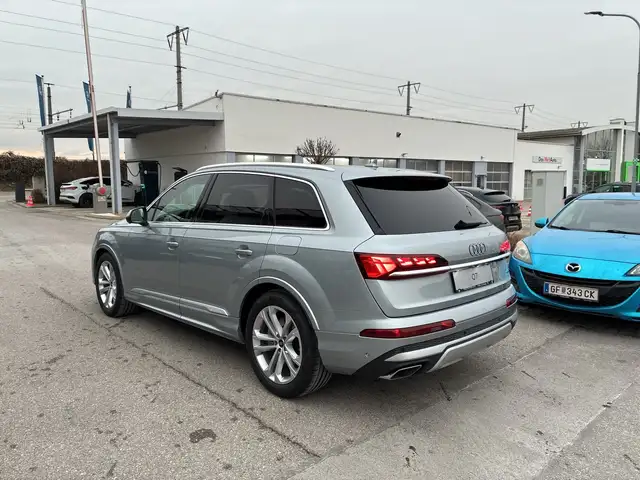 Audi Q7 55 TFSI e quattro 290 kW Ansicht 3