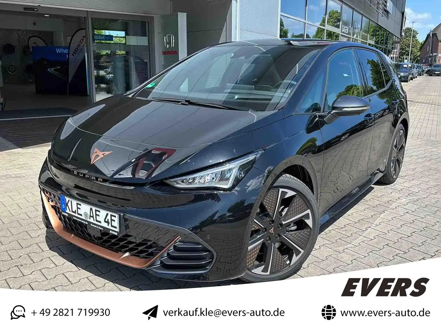 CUPRA Born 240 kW VZ 79kWh CUP PANO WÄRMEP. Negro - 1