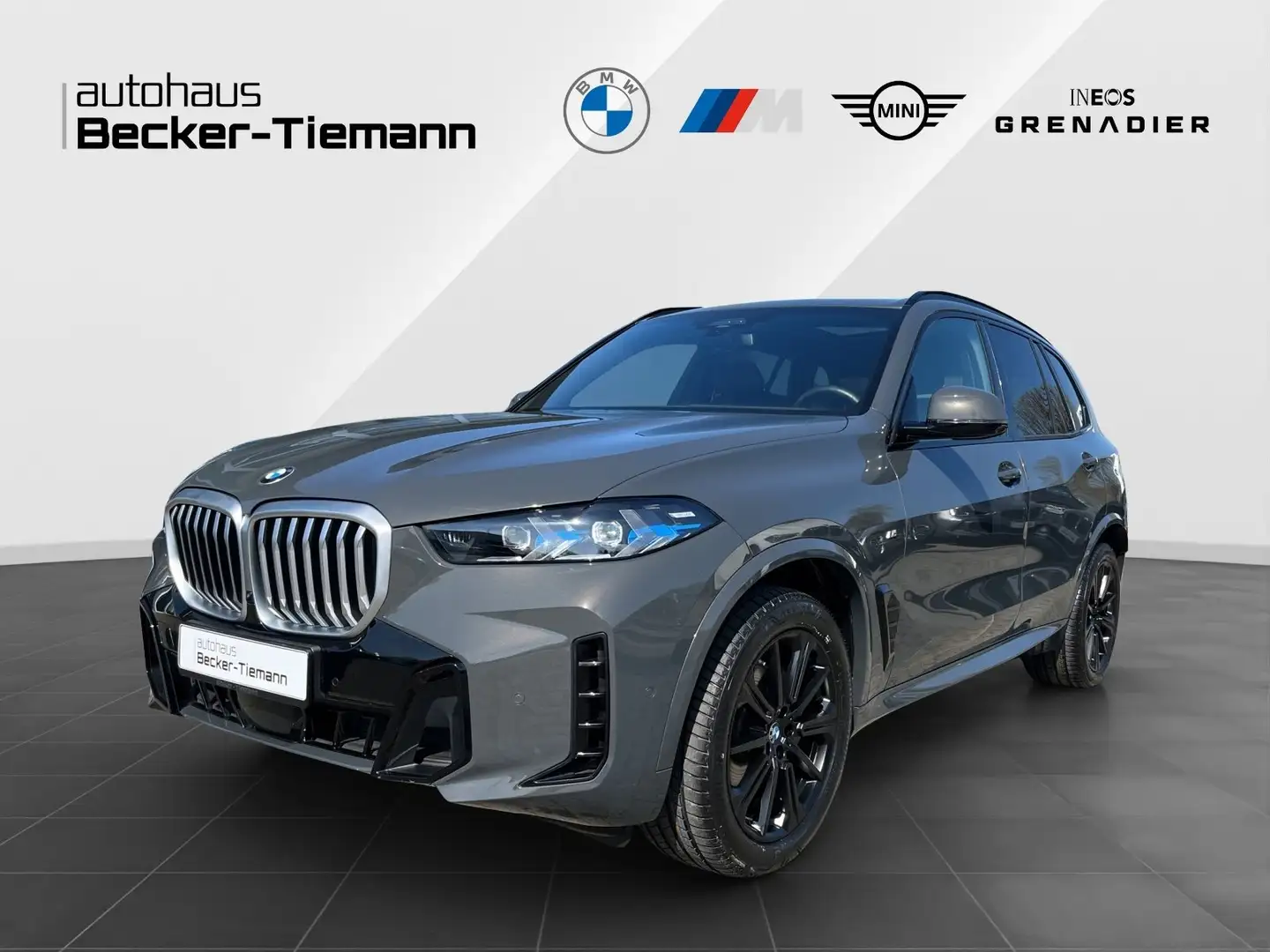 BMW X5 xDrive40d NP:118.740,- M Sport Standhz Pano AHK Dr Grau - 1