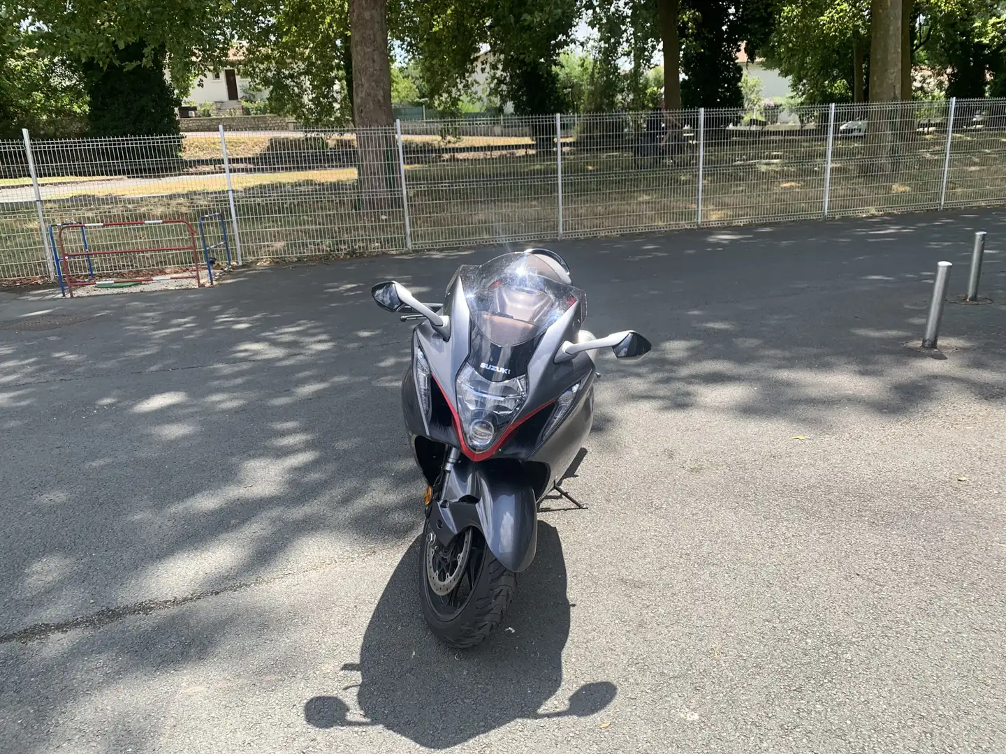 Suzuki Hayabusa Gris - 2