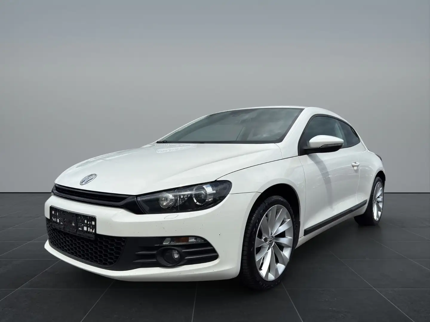Volkswagen Scirocco 2.0 TDI*PDC*XENON* Wit - 1