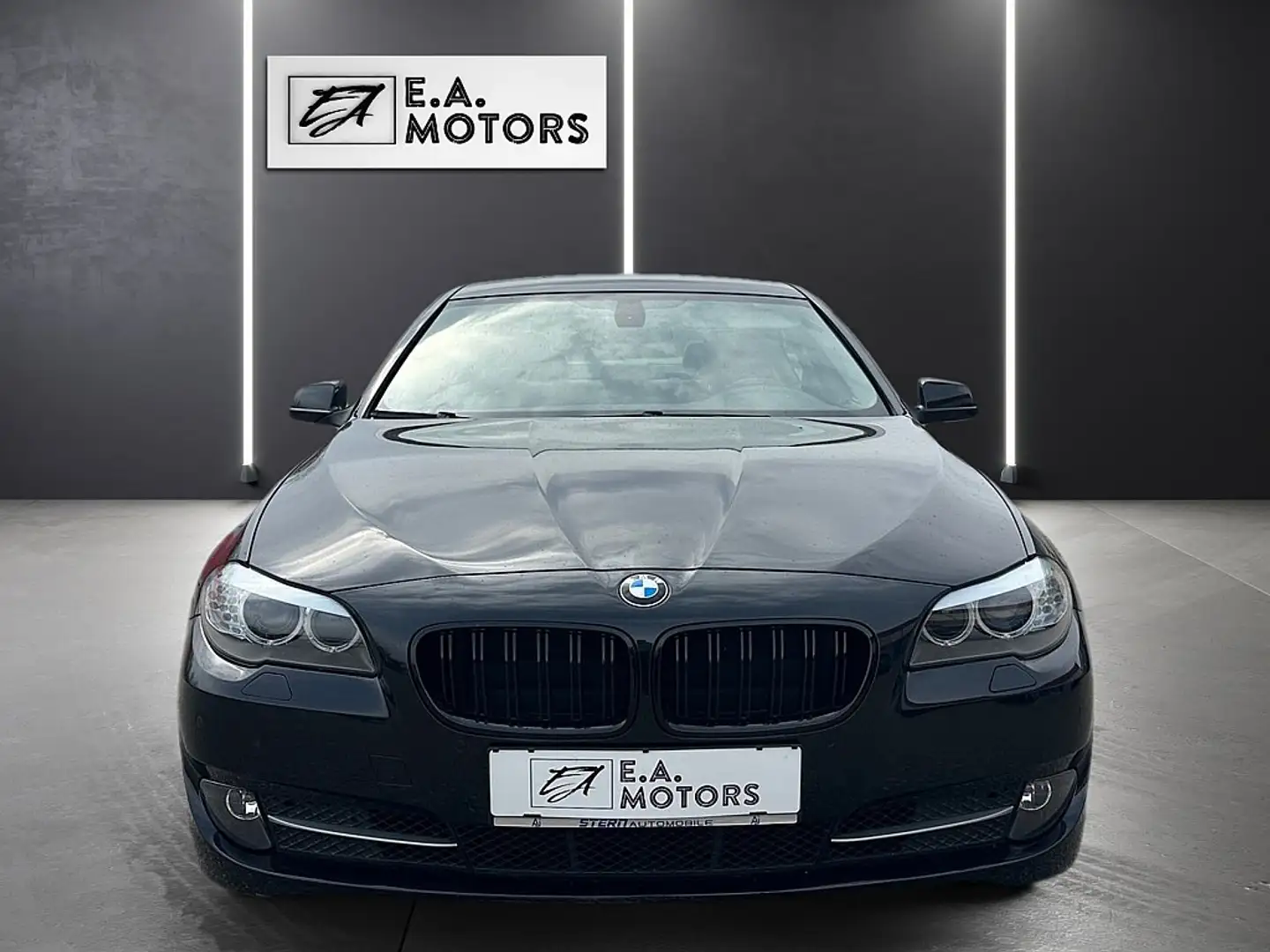 BMW 530 d Aut. Noir - 2