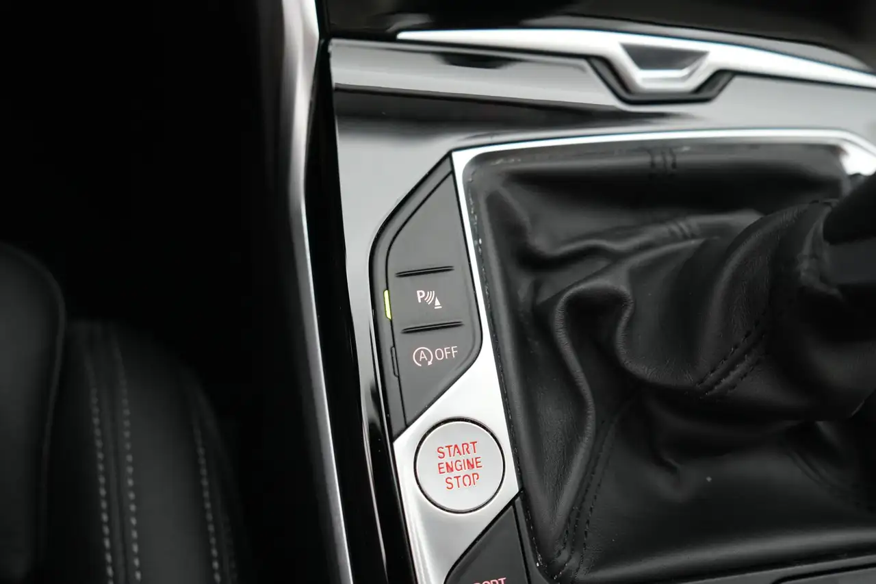 BMW 320 3 320dA Business+ LEDER/CUIR LED GPS PDC CAM H/K B, миниатюра 29
