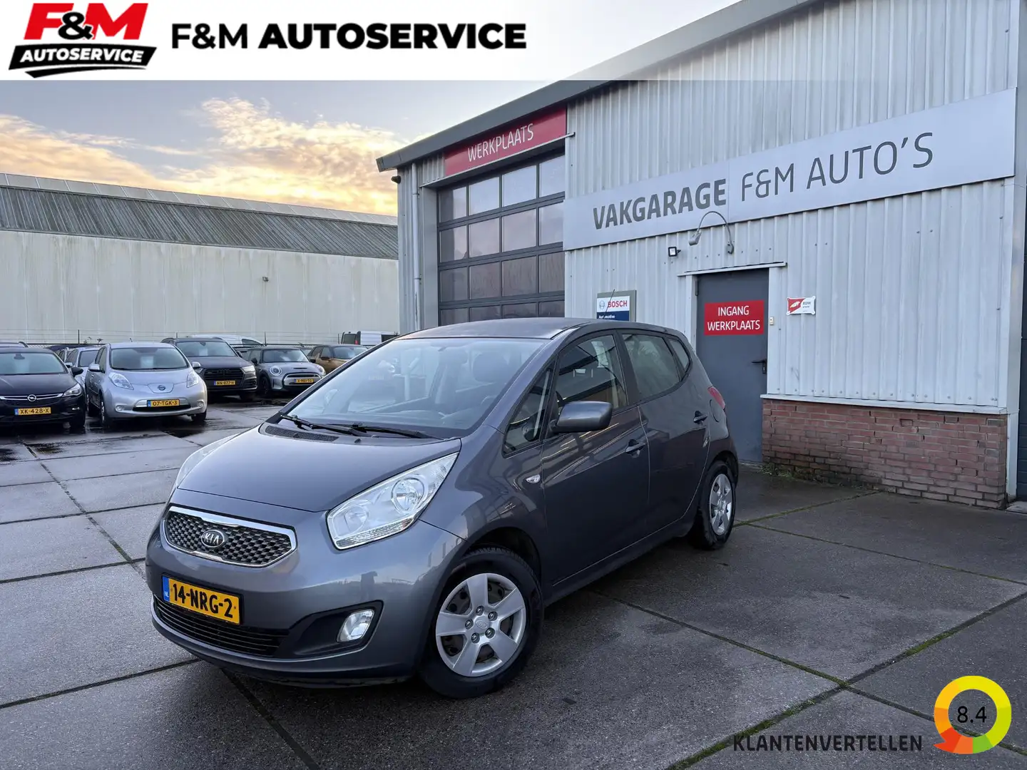 Kia Venga 1.4 CVVT X-tra Grau - 1