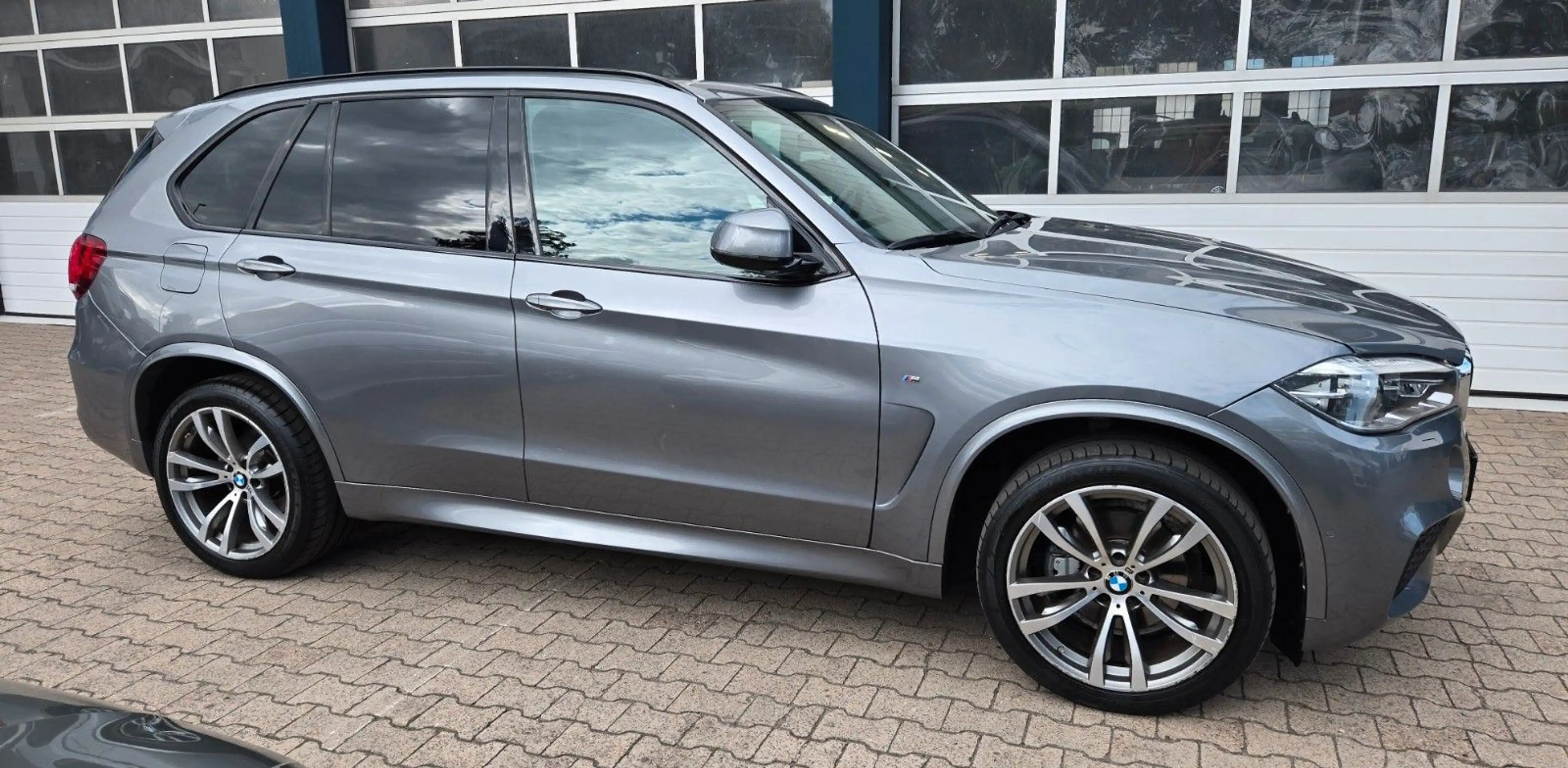 BMW X5 xDrive 25d M Sport 7-Sitze Standheiz.Panorama — photo 6